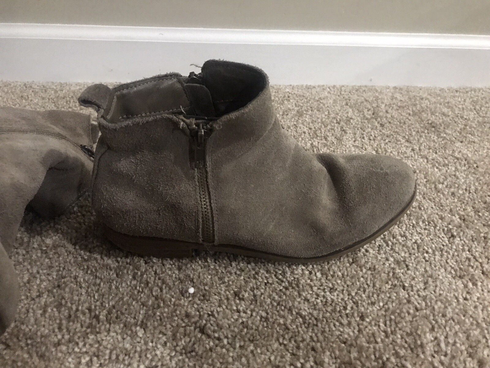 Steve Madden Size 7.5 Women Boots