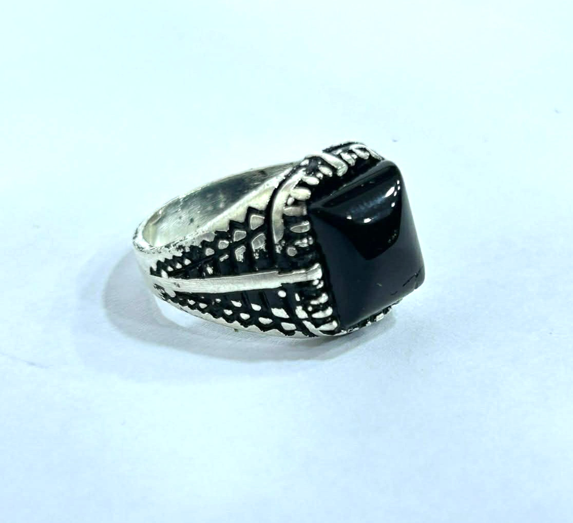 925 Sterling Silver Ring with Square-Cut Black Onyx, 7g, Size 10.25 US