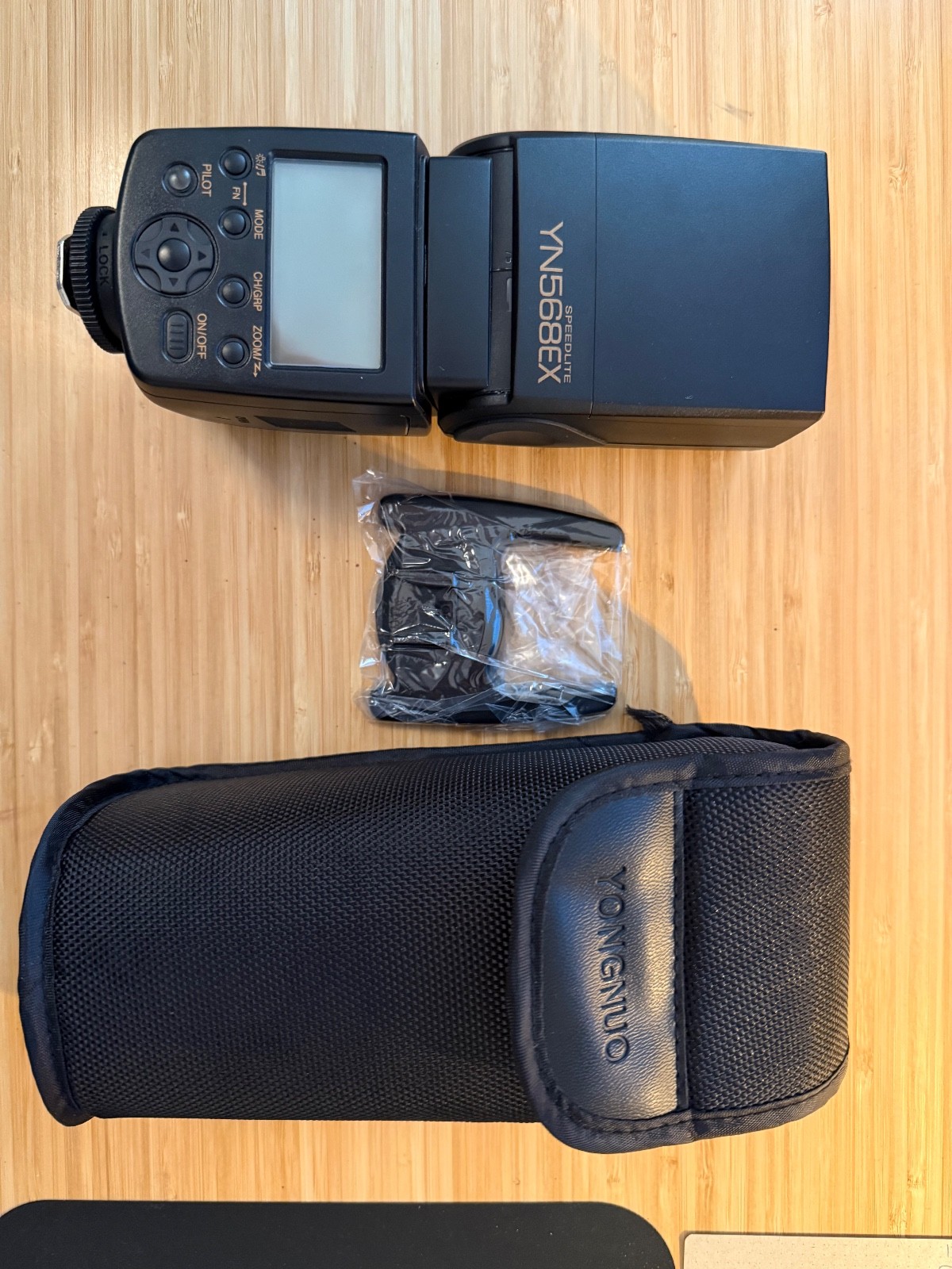 Yongnuo YN568EX Nikon Speedlite — Tested, Working w/ Case