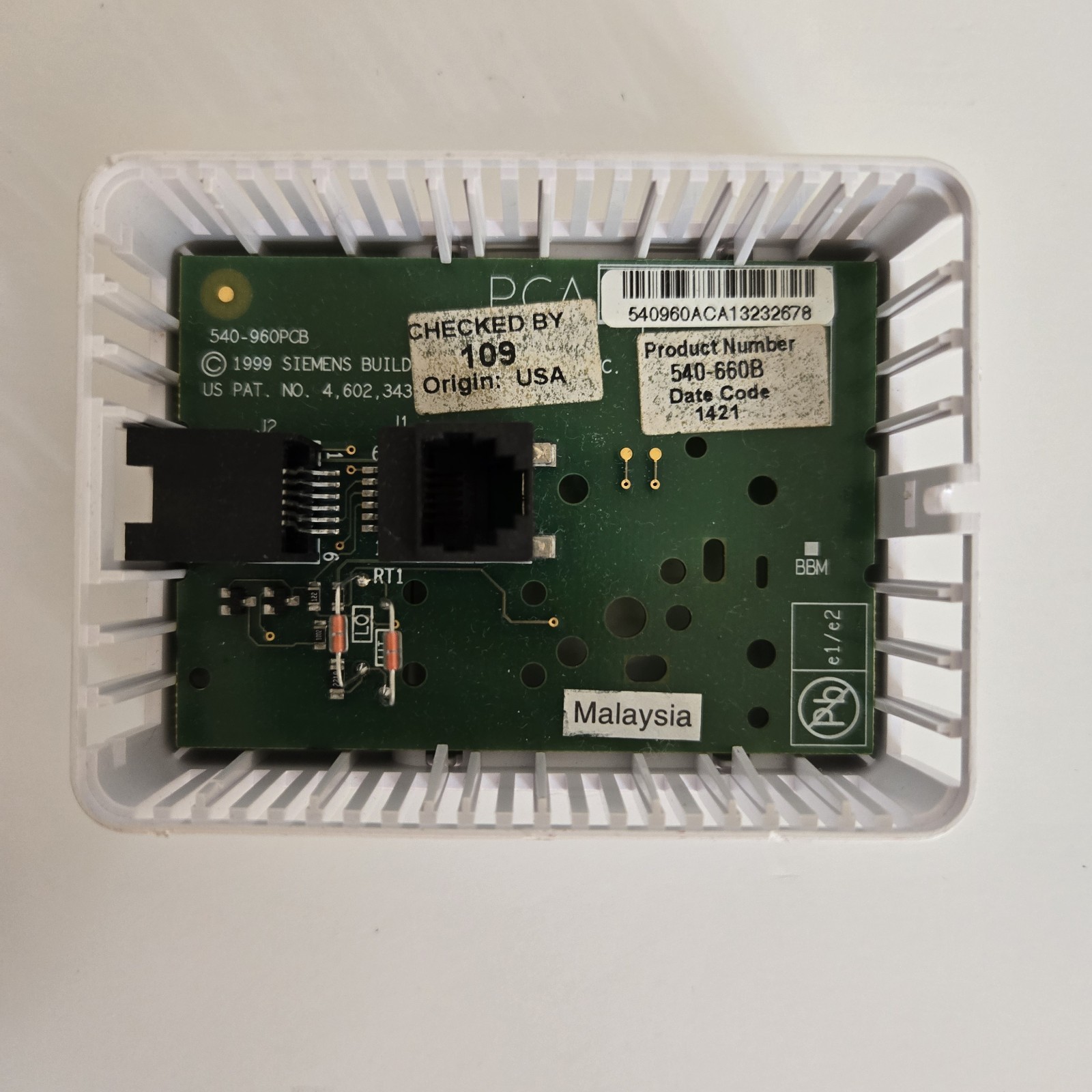 Siemens — 544-660B Electronic Room Sensor (1025)