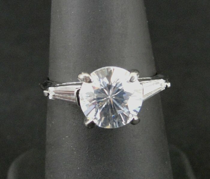 Ring Silver Round Cubic Zirconia with Side Stones Sterling 925 Size 6 Band Ring