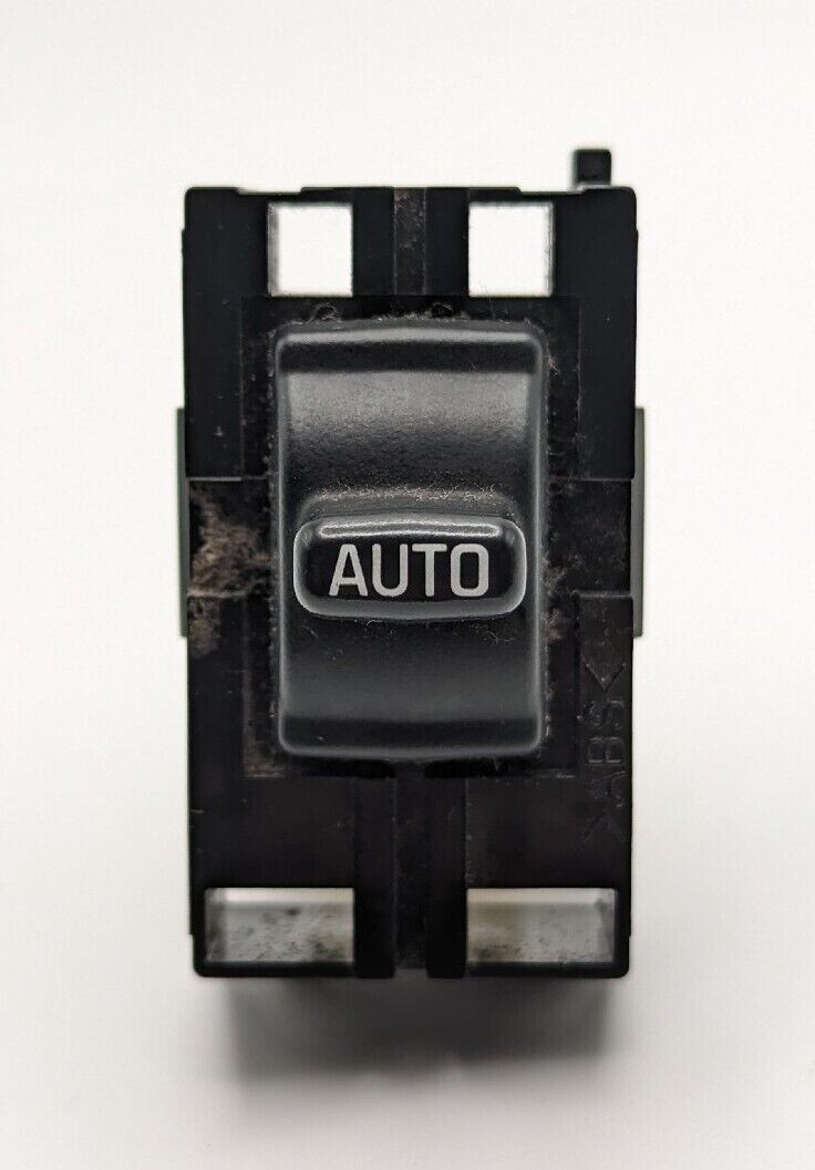 GENUINE WORKING 2000-2005 Buick Lesabre Front Passenger Door Power Window Switch
