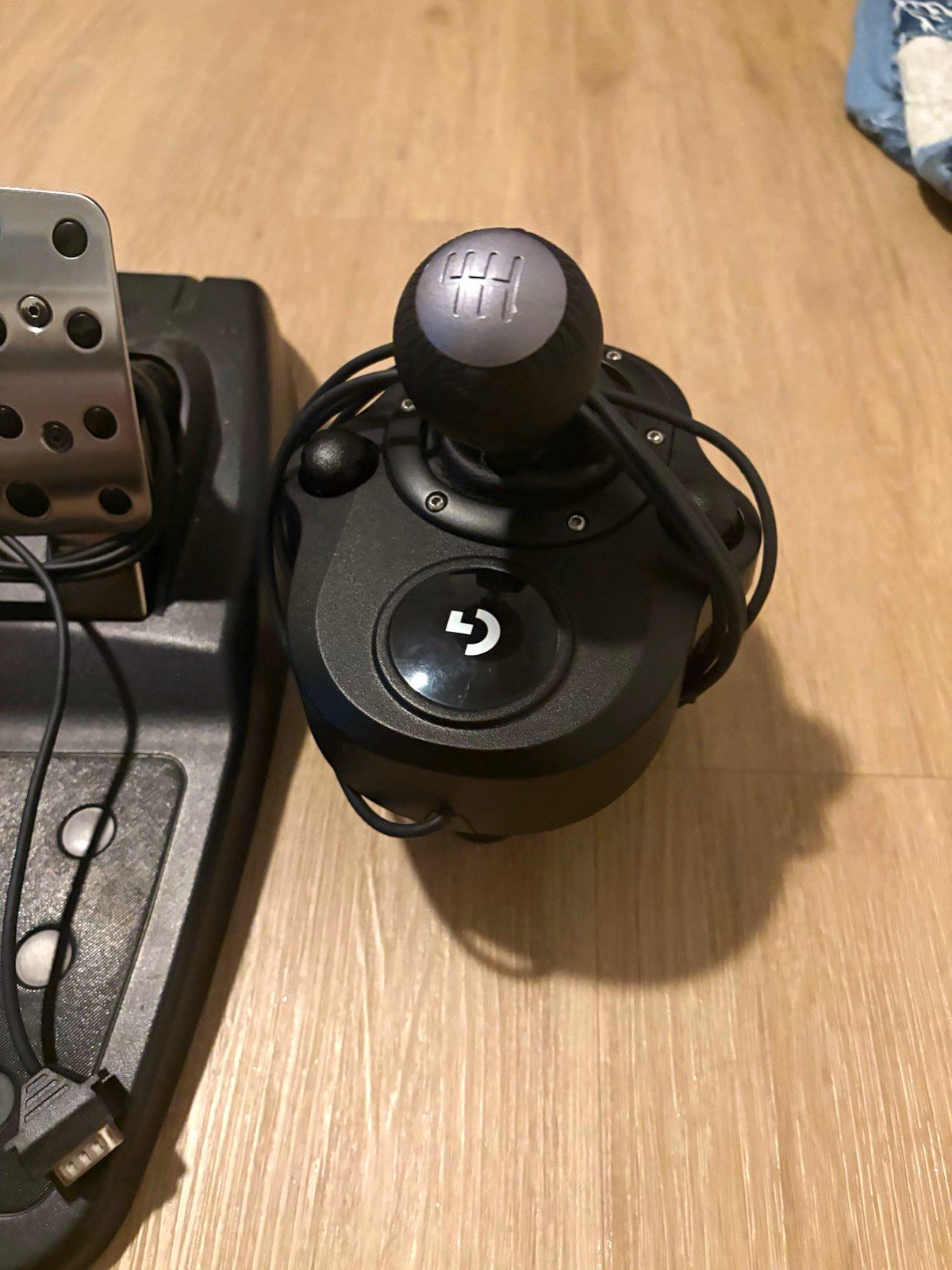 Logitech G29 Racing Wheel + Pedals + Shifter USB Bundle for PlayStation GT