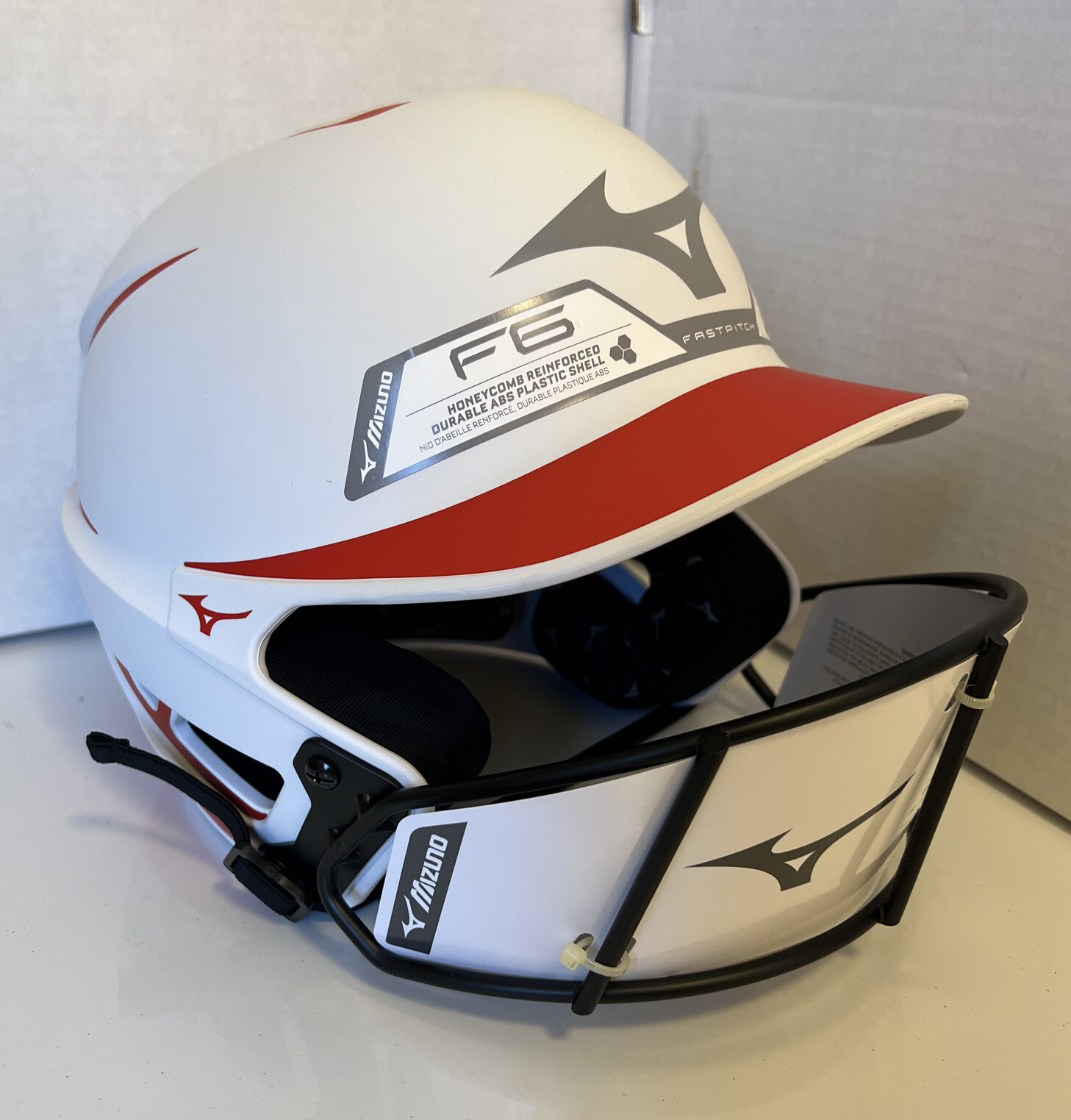 Mizuno F6 Fastpitch Softball Batting Helmet With Mask White-Red