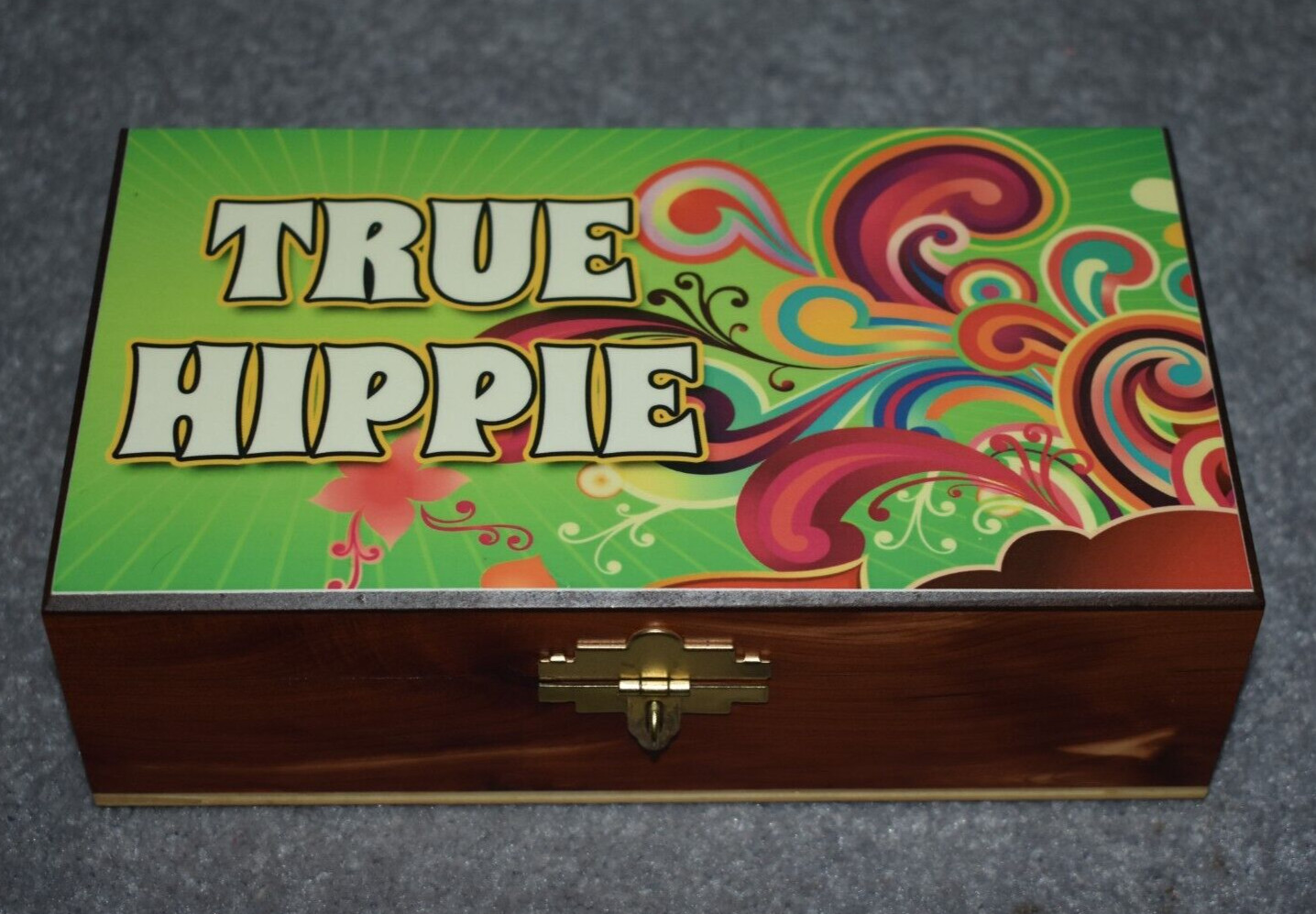 #4394 TRUE HIPPIE KEEPSAKE, JEWELRY, DECOR WOOD CEDAR BOX WITH LOCK