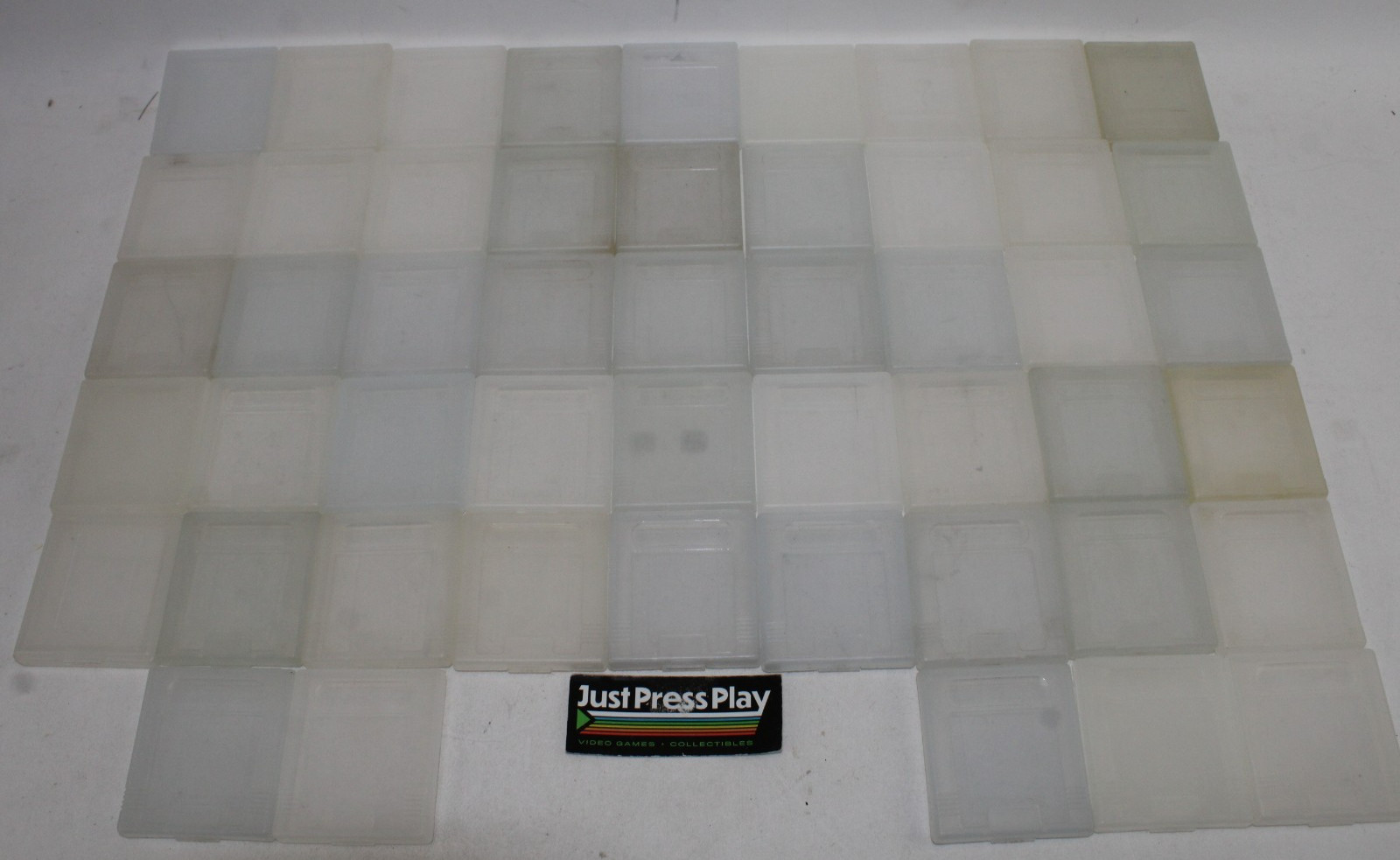 Lot of 50 Vtg OEM Nintendo Game Boy Plastic Cartridge Storage Cases Clear