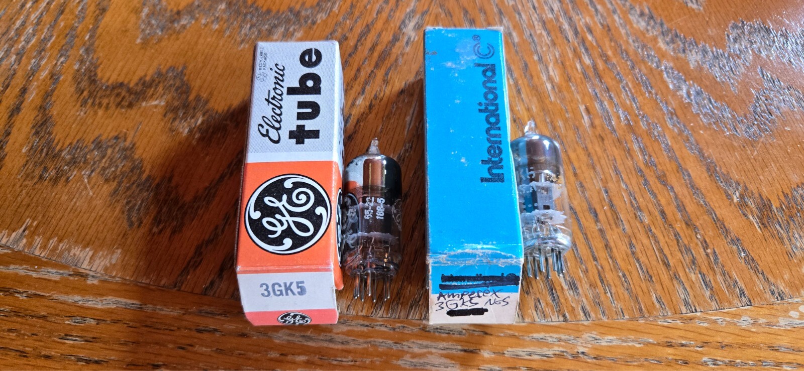 (2) GE/Amperex NOS 3GK5 Vacuum Tubes Tested