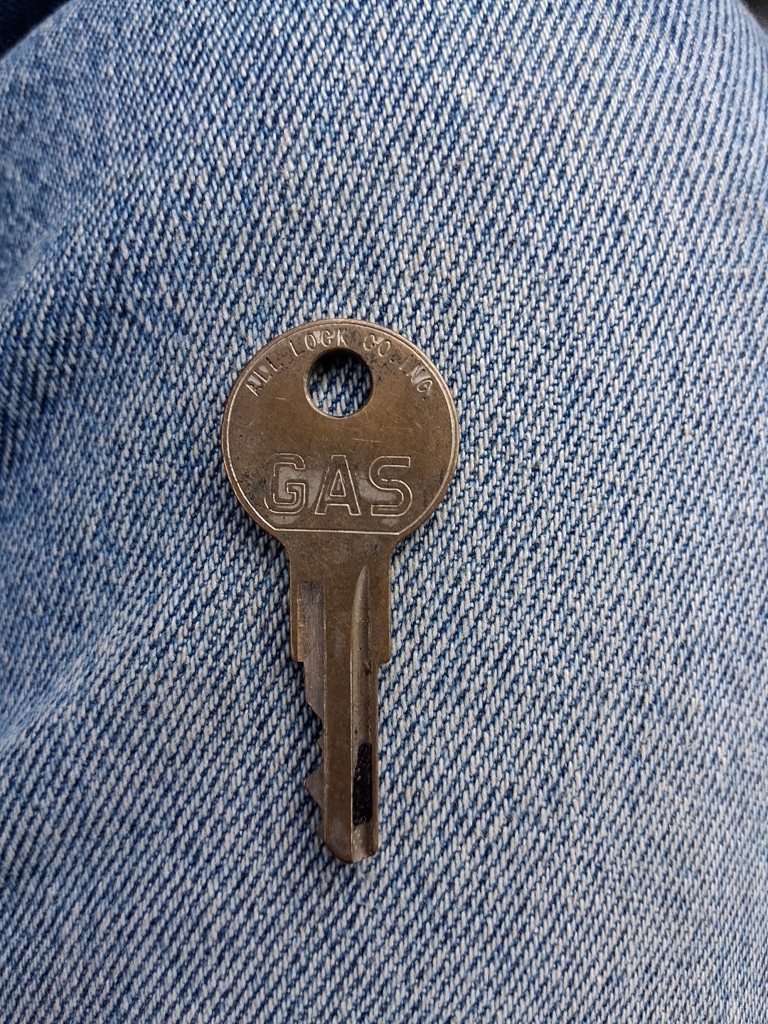 Locking Gas Cap Key By Code ST516 Free Shipping