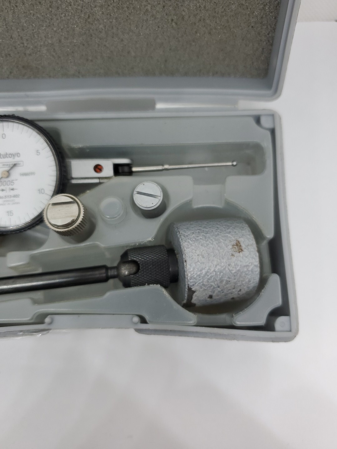 MITUTOYO 513-907 Dial Test Indicator With Magnetic Stand