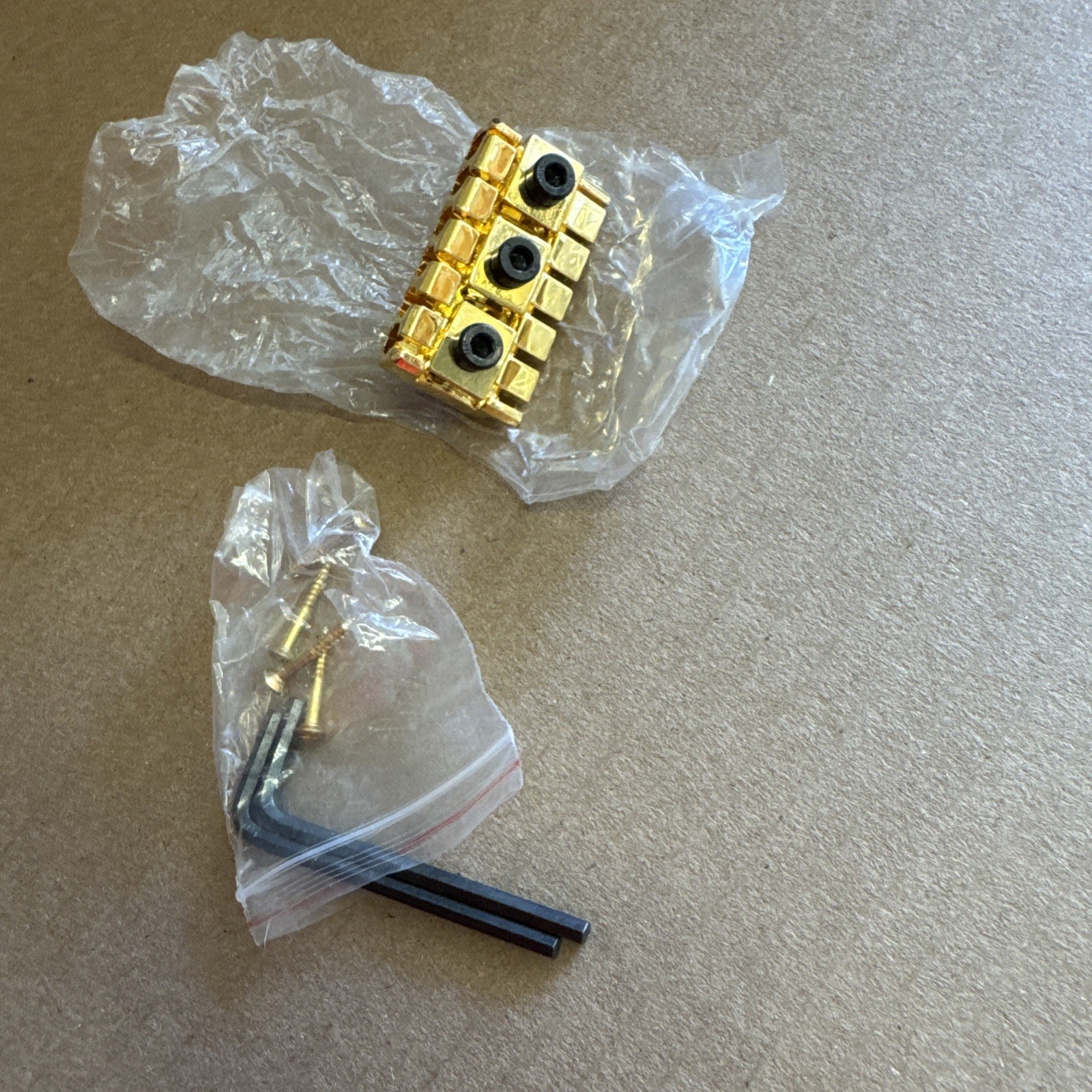 6 String Gold 42mm Headless Electric Guitar Locking Nut w/ Wrenches & Screws