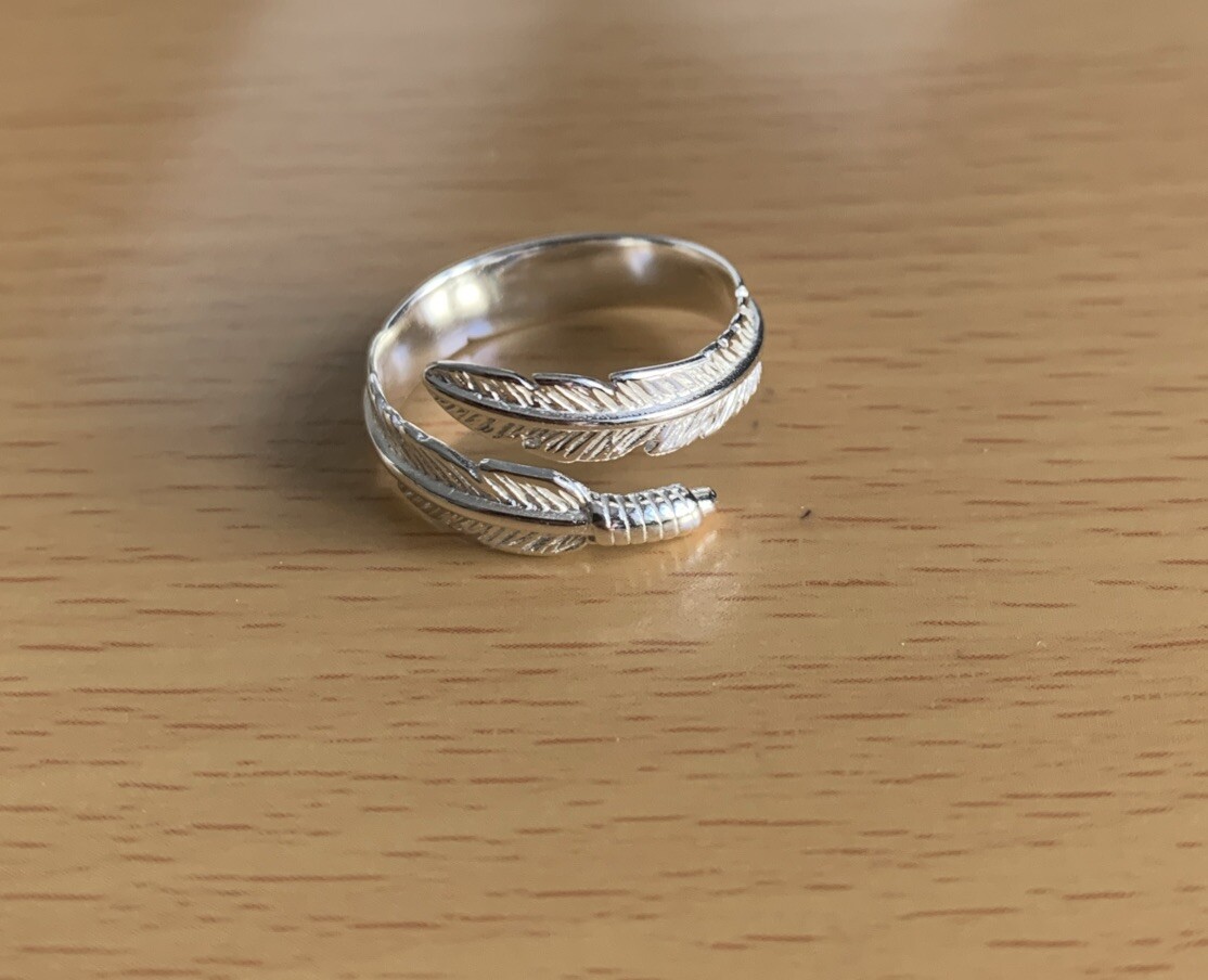 925 Silver Feather Design Band Ring Size N / / Fab Condition