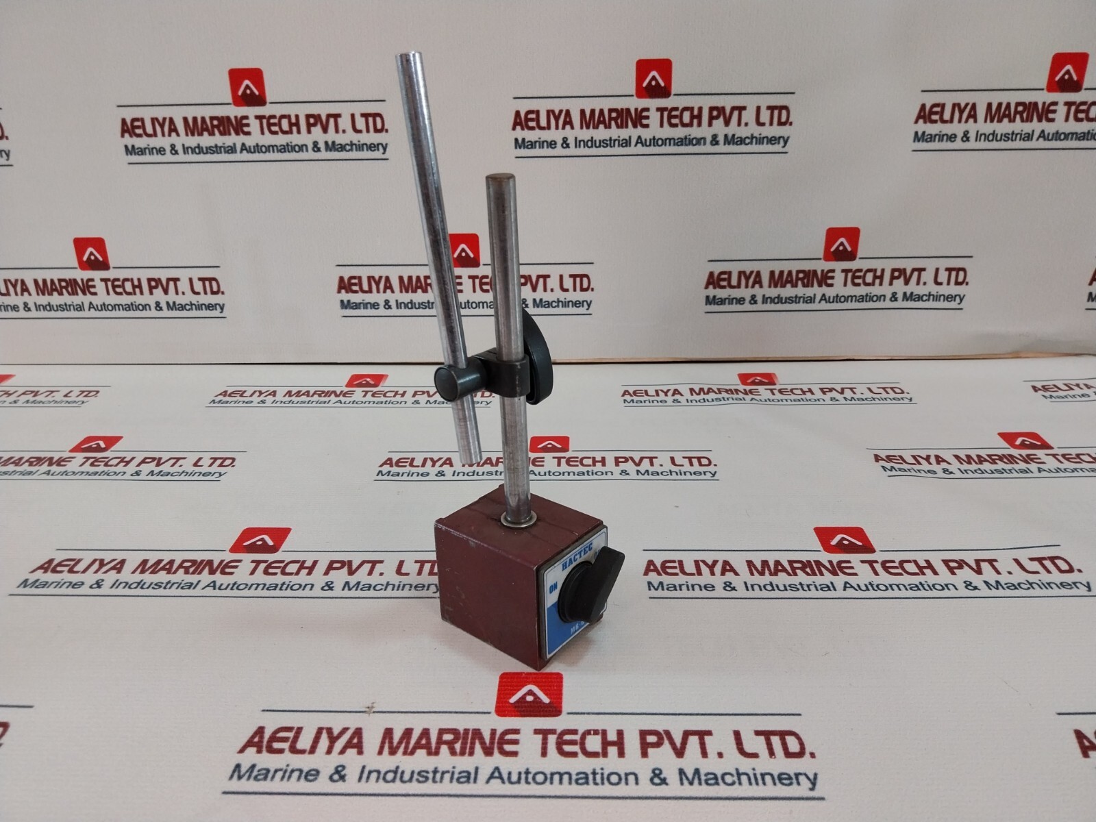 Hactec MB-B Hydraulic Magnetic Base with Arm