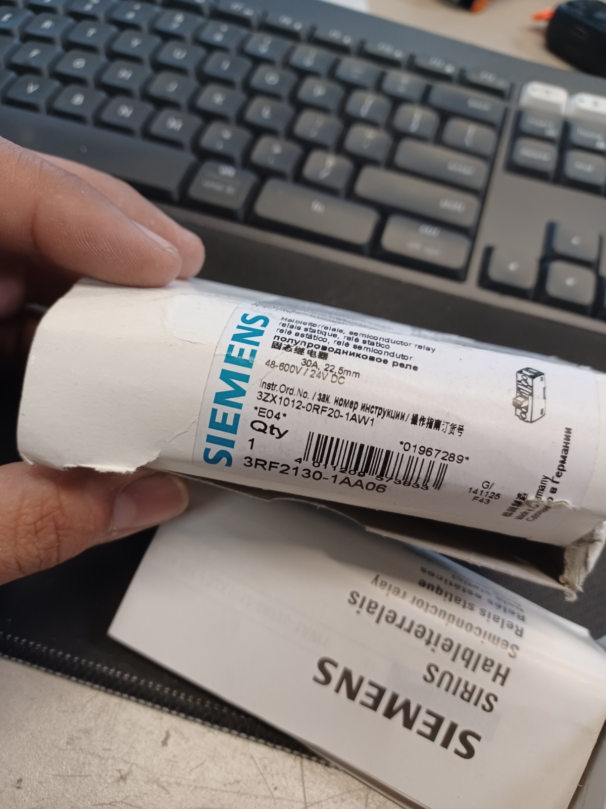 Siemens 3RF2130-1AA06 Solid State Relay FNIP