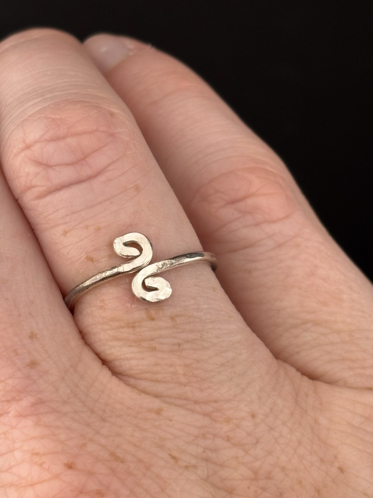 Open Swirl Bypass Hammered 900 Silver VTG Artisen ADJ Ring
