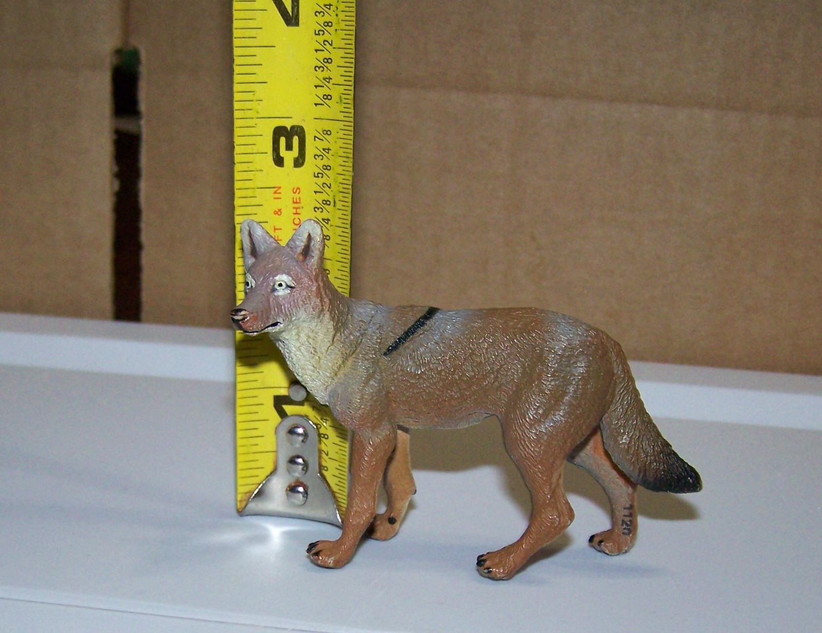 2010 Coyote North American Wildlife Safari Ltd  PVC Figure  H7