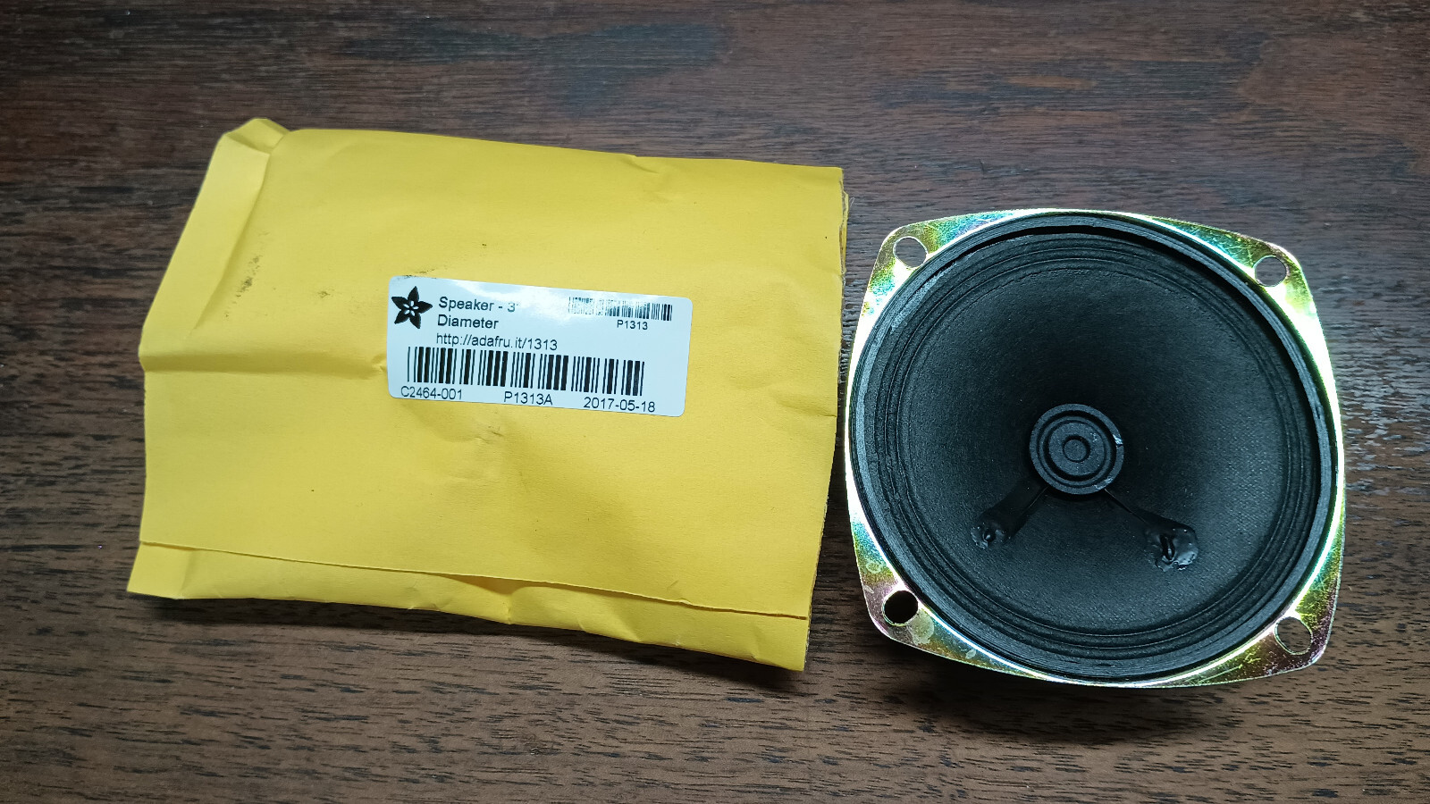 PAIR 3 Inch Diameter Speakers. 8 Ohm 1 Watt. For Replacement, Small Projects etc