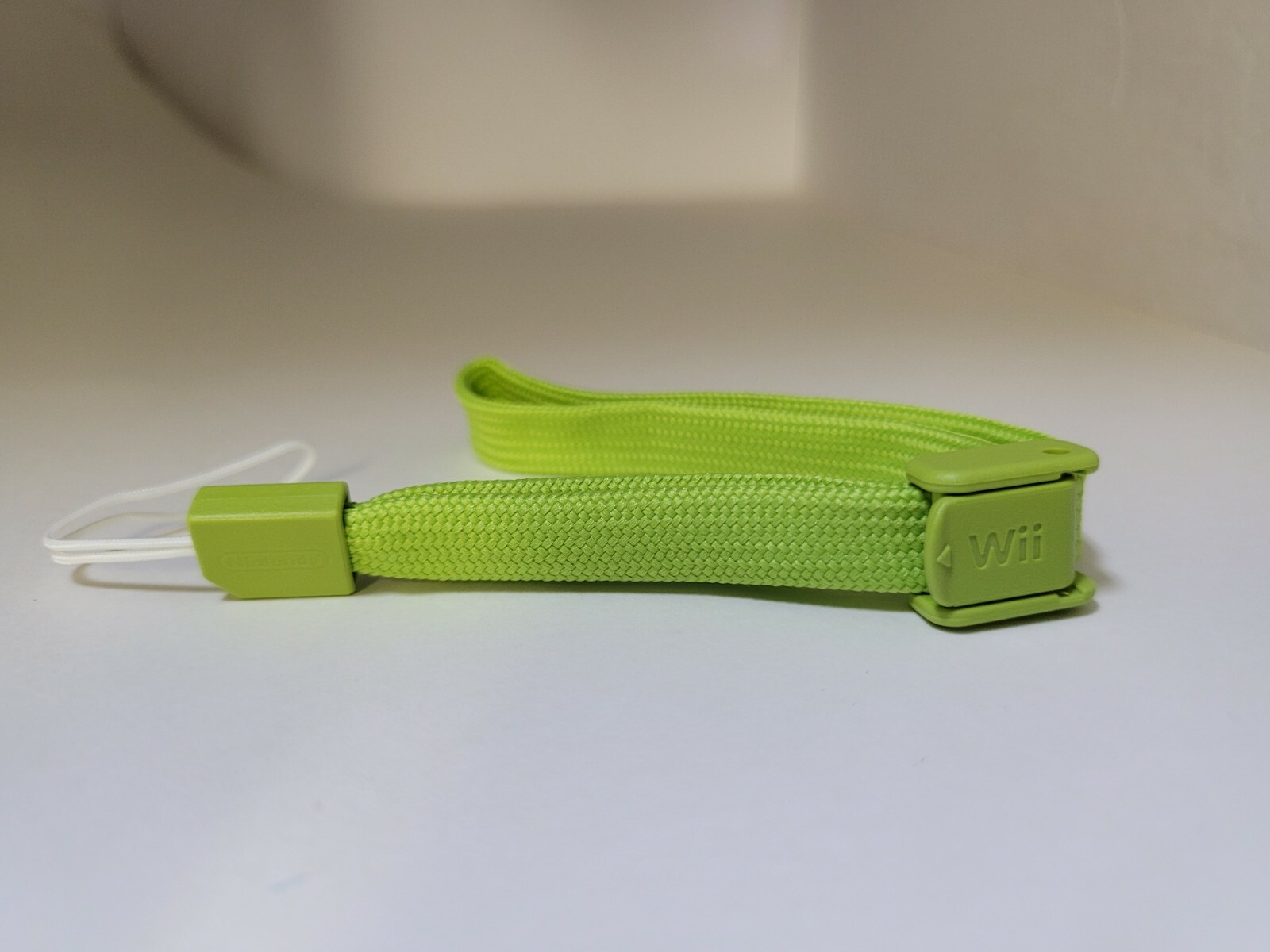 FOUR (4) NEW Green Authentic Original OEM Nintendo Wii Remote Wrist Straps