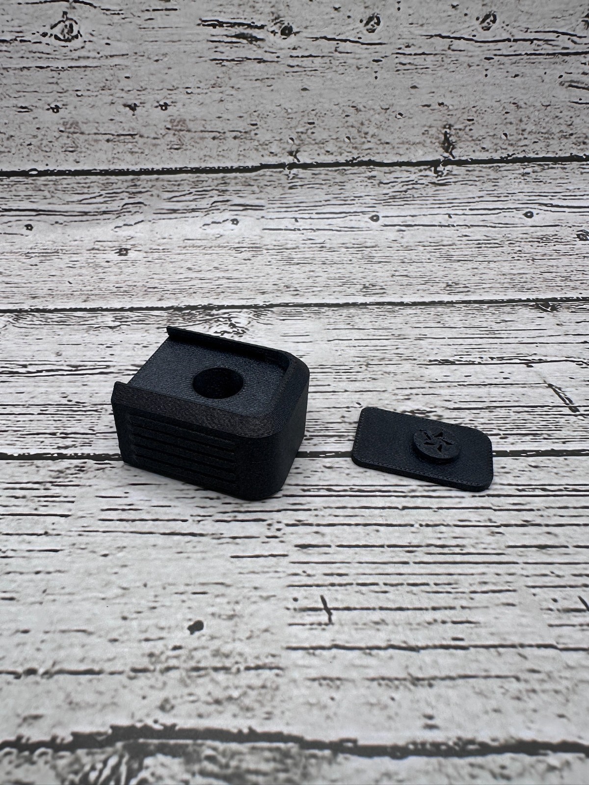 2011 Double‑Stack Mag Base Pads (2‑Pack) – PPS Carbon Fiber Polymer Grip