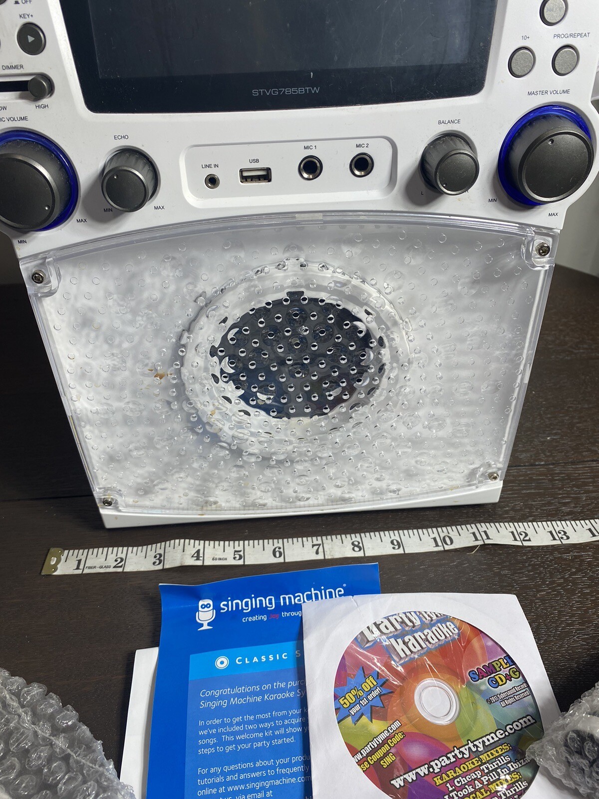 Singing Machine Classic Series STVG785BTW White Bluetooth Karaoke System Tested!