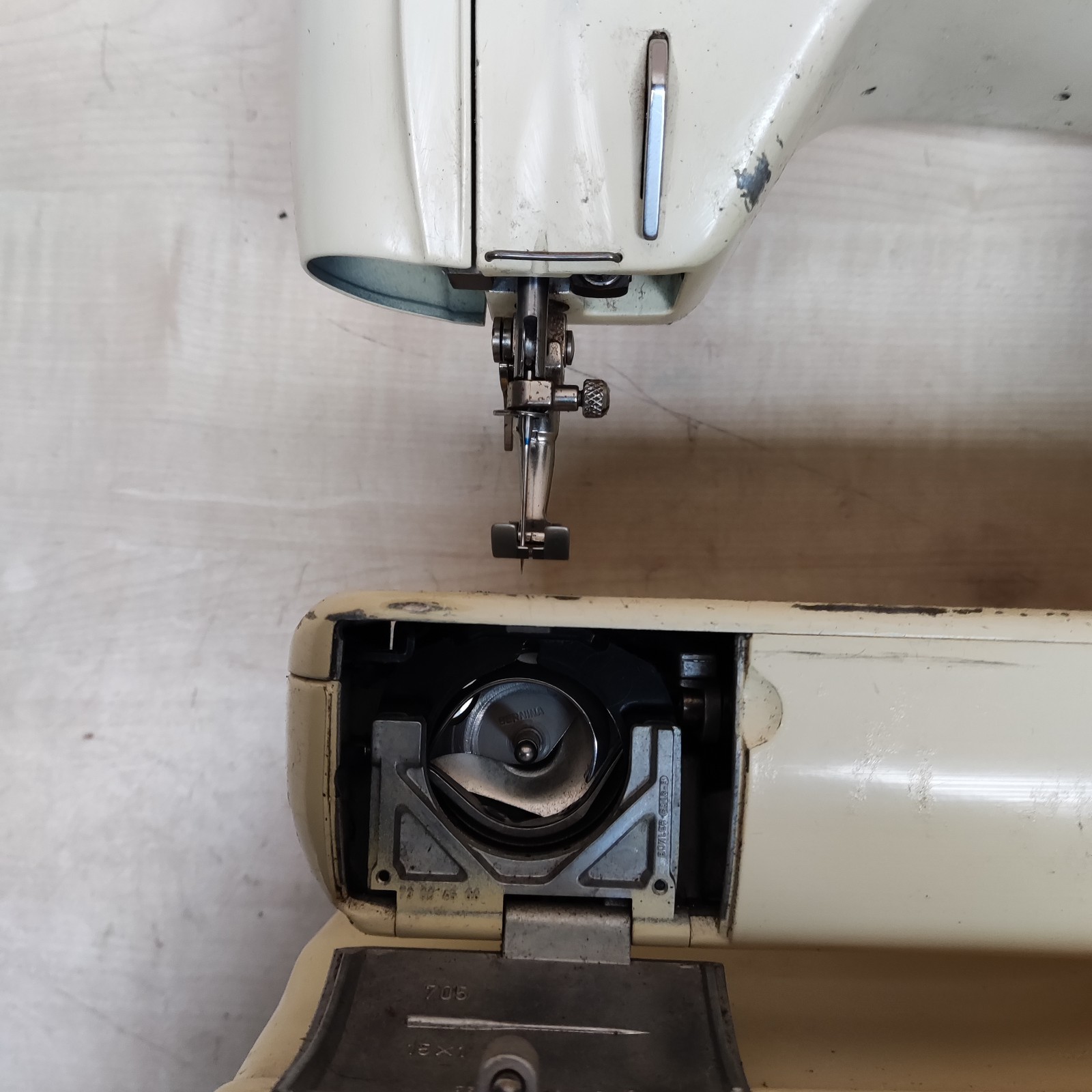 BERNINA RECORD 730 ELECTRIC SEWING MACHINE NO ACCESSORIES UNTESTED