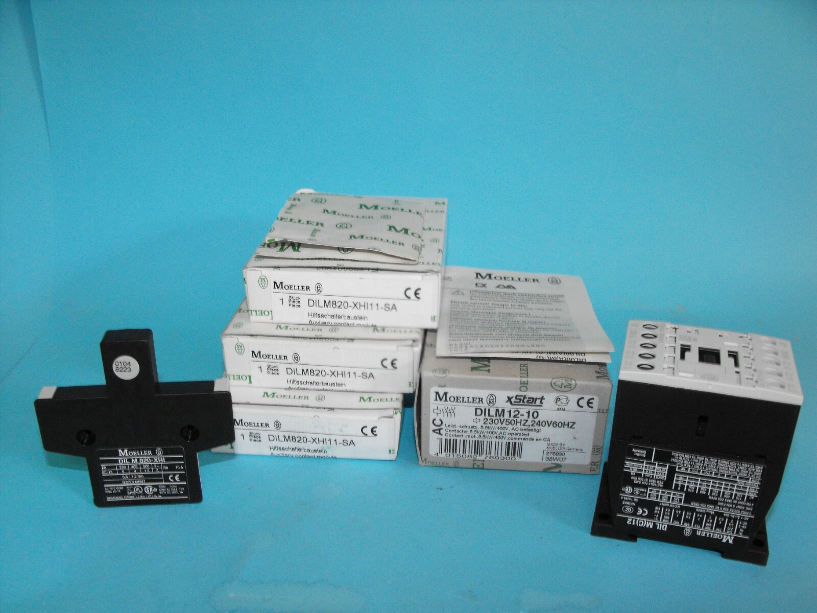MOELLER DILM12-10+DILM820-XHI11-SA.Contactor 230/240V.(LOT4PCS).NEW