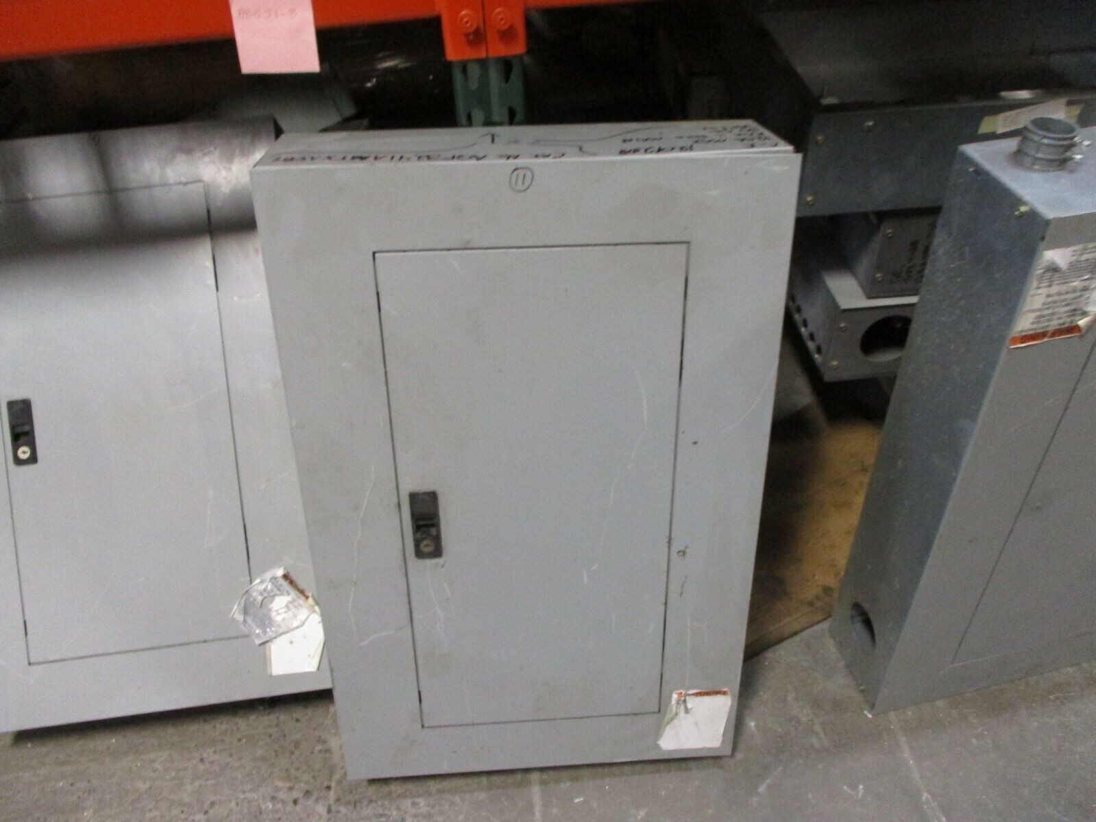 GE Main Breaker Circuit Breaker Panel AQF3241ATX 100A Main 208Y/120V 3Ph 4W Used