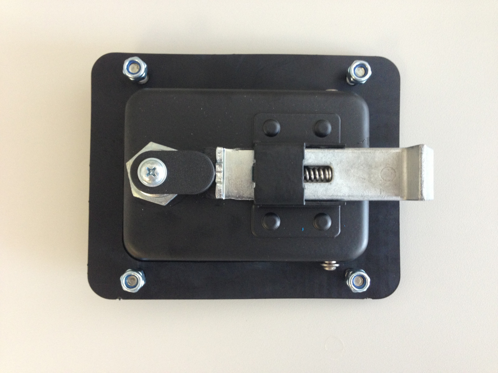 PUSH TO CLOSE HEAVY DUTY LOCK. FREE SHIPPING. Part # 016.6.2.03.2