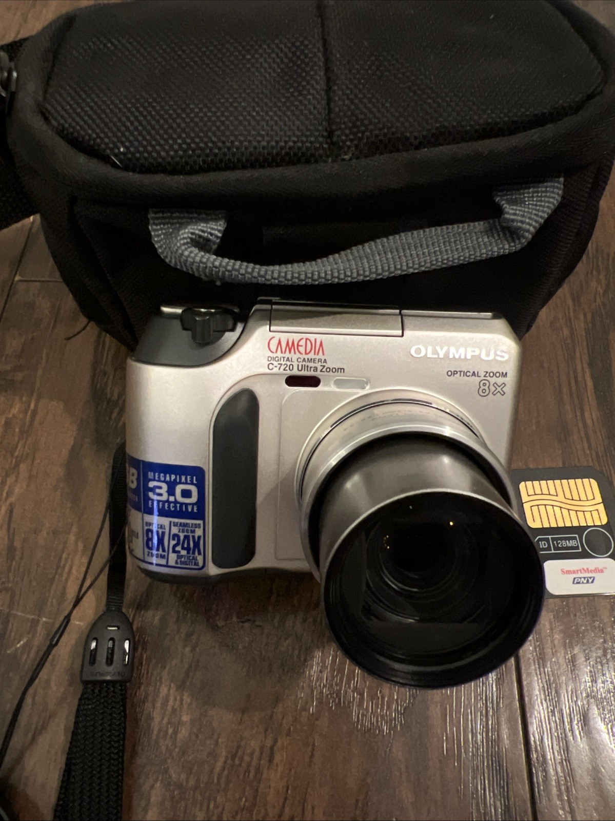 Olympus Camedia C-720 Ultra Zoom Digital Camera - Tested!  EB-17868