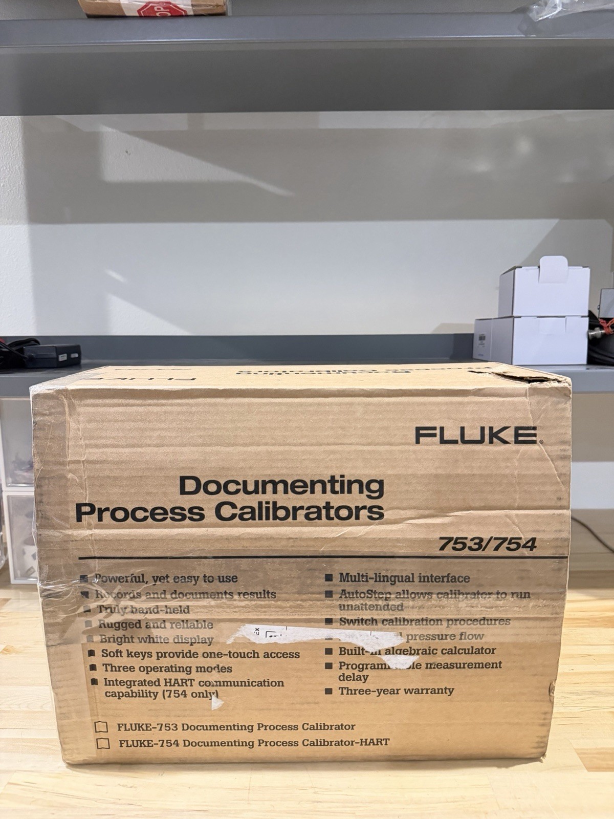 FLUKE 754 DOCUMENTING PROCESS CALIBRATOR (CALIBRATED 2025-2026 NEW SEALED