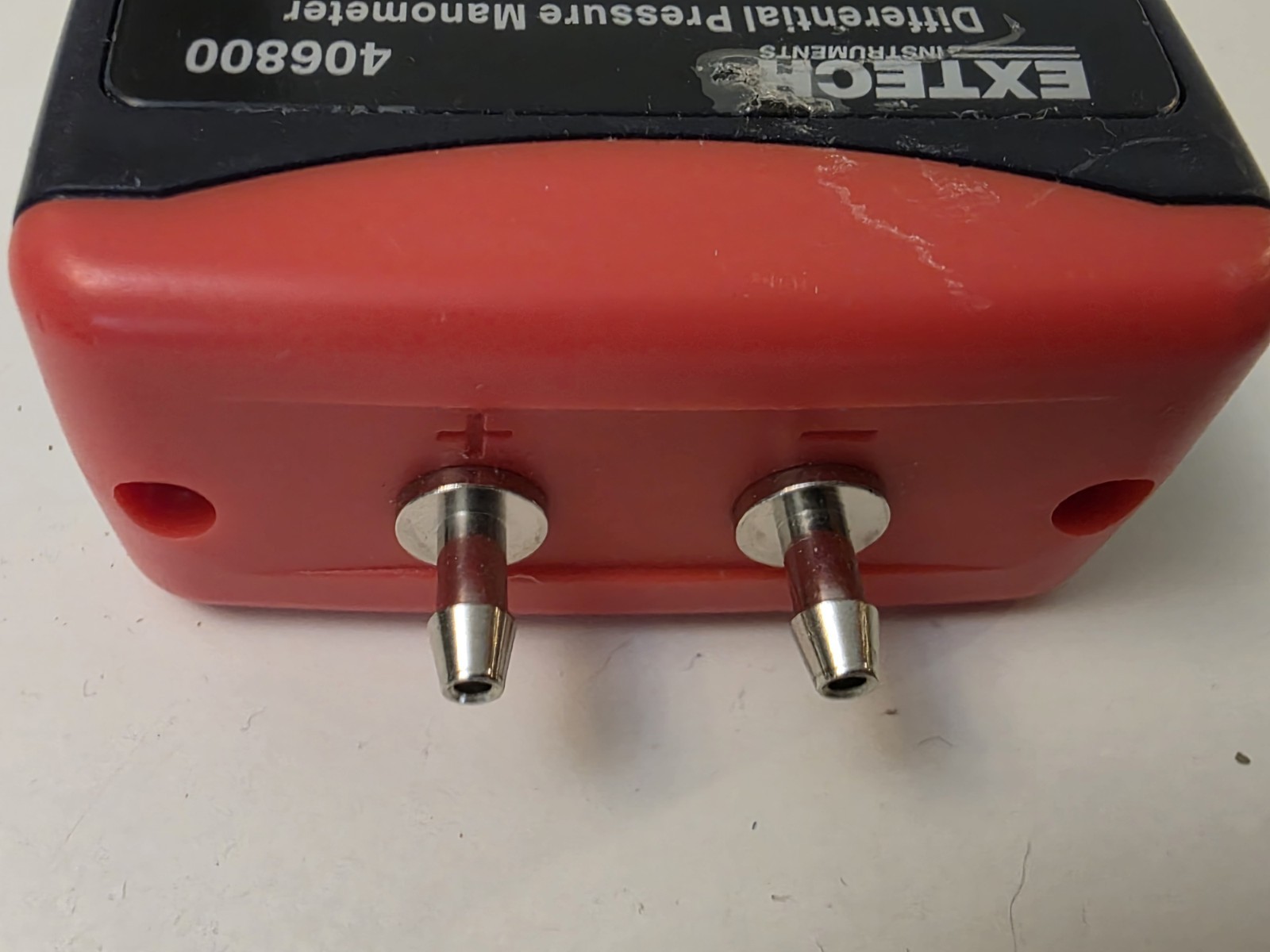 Extech Instruments Differential Pressure Manometer with hard case manual 406800