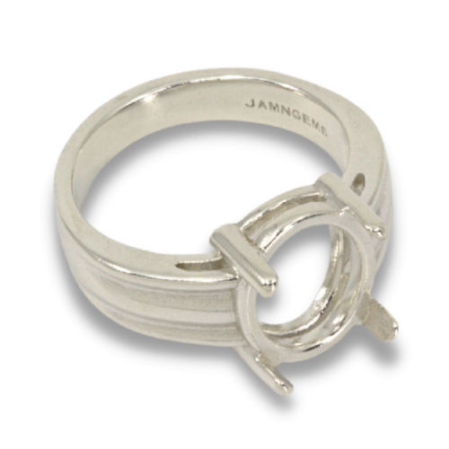 Oval Cabochon Tri-Ribbed Ring Mounting