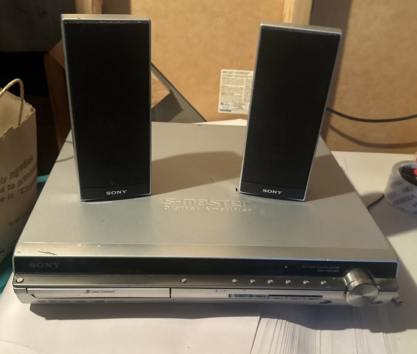 Sony DAV-HDX265 5 Disc DVD/CD Changer & 2 Speakers No Remote For Parts/Repair