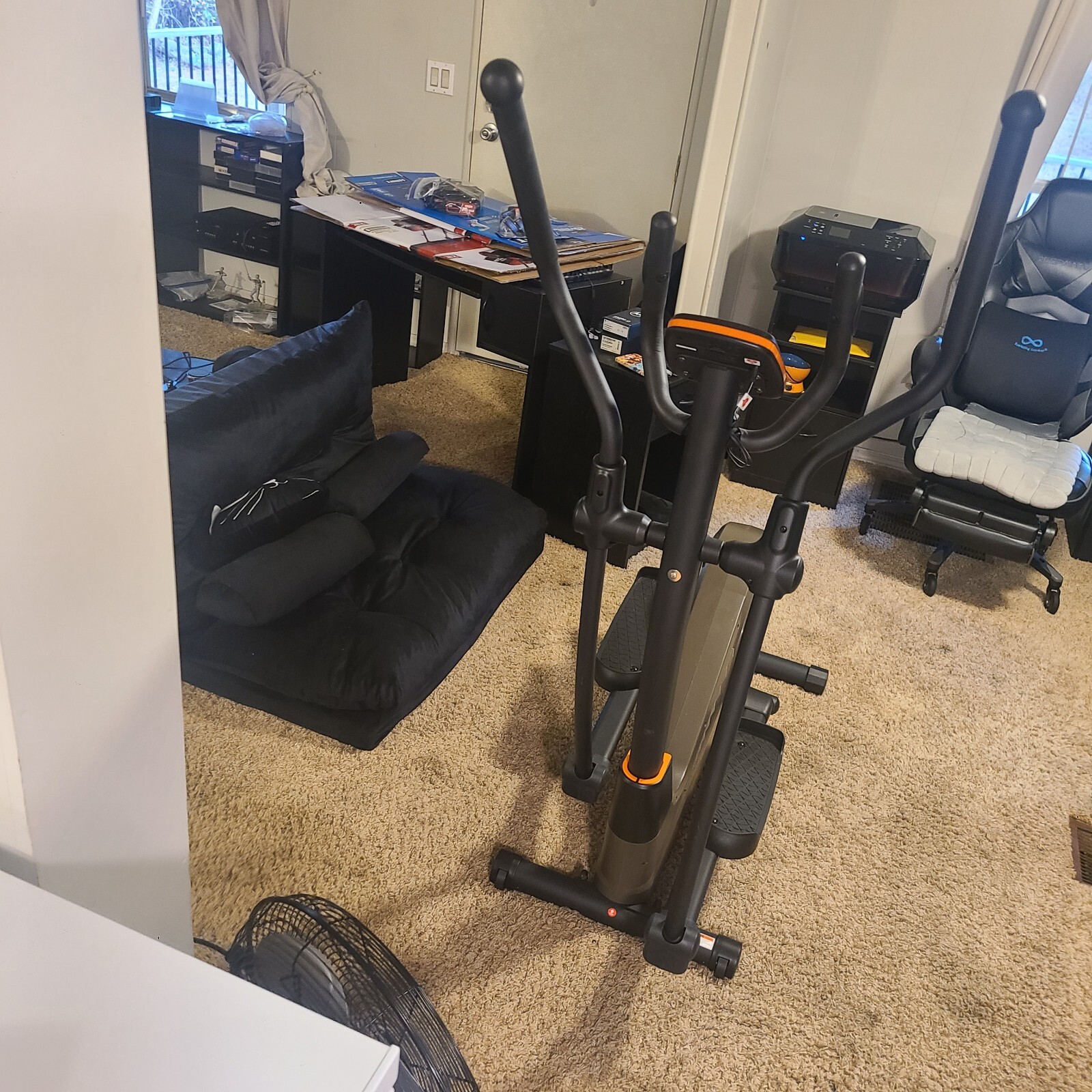 Elliptical Exercise Machine Hyper-Quiet 16 Resistance Levels, 400LBS Capacity