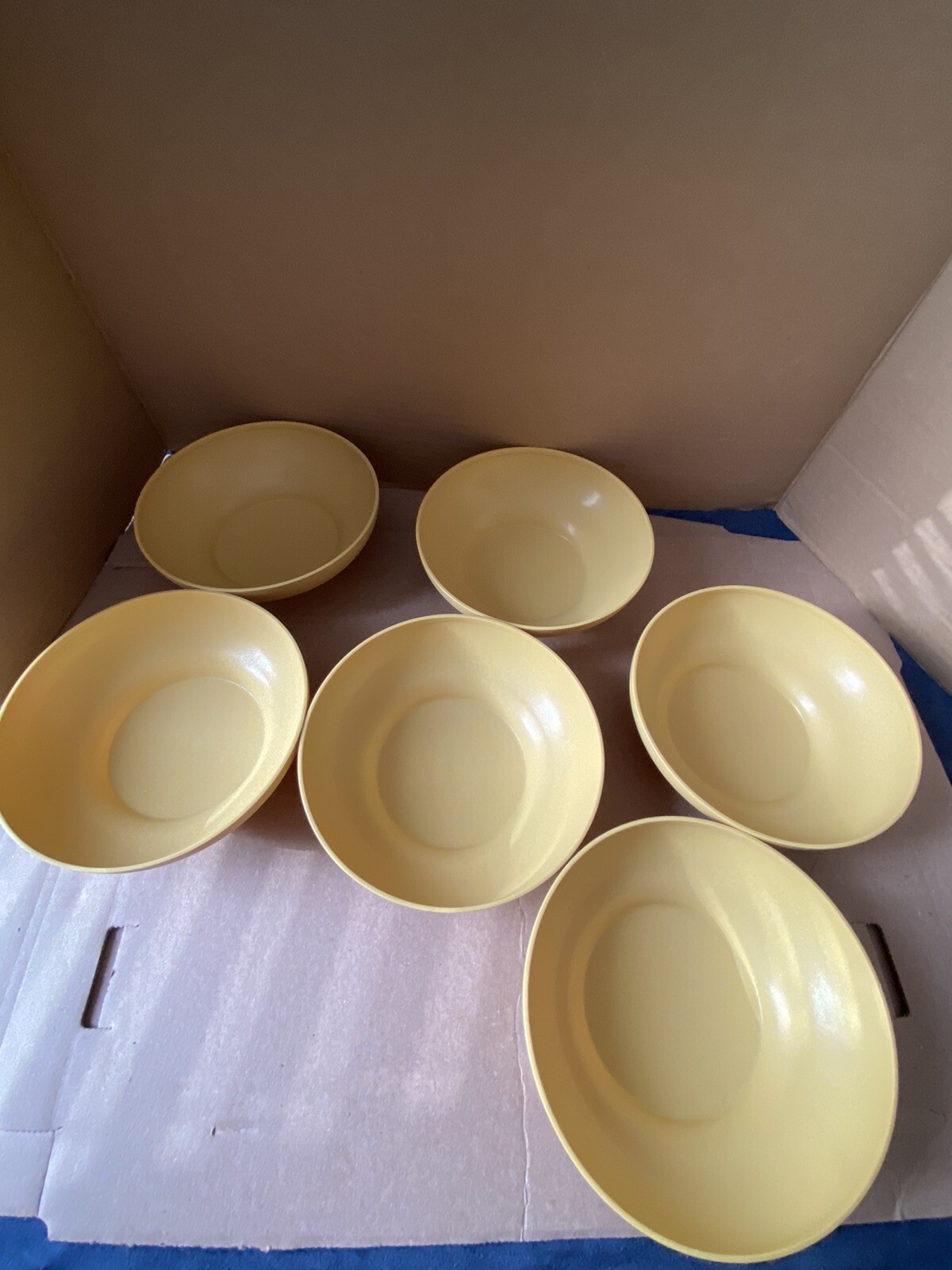Tupperware 890 Harvest Gold Cereal Salad Bowls Lot of 6 Vintage