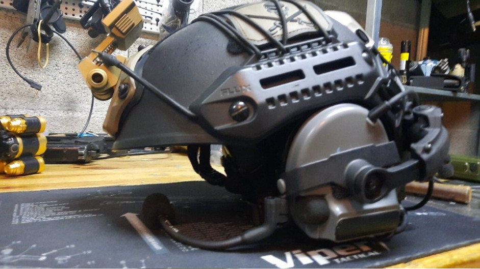 M-LOK Helmet Rear Rail Attachment Kit for ArmorMason & Peltor Comtac Headsets