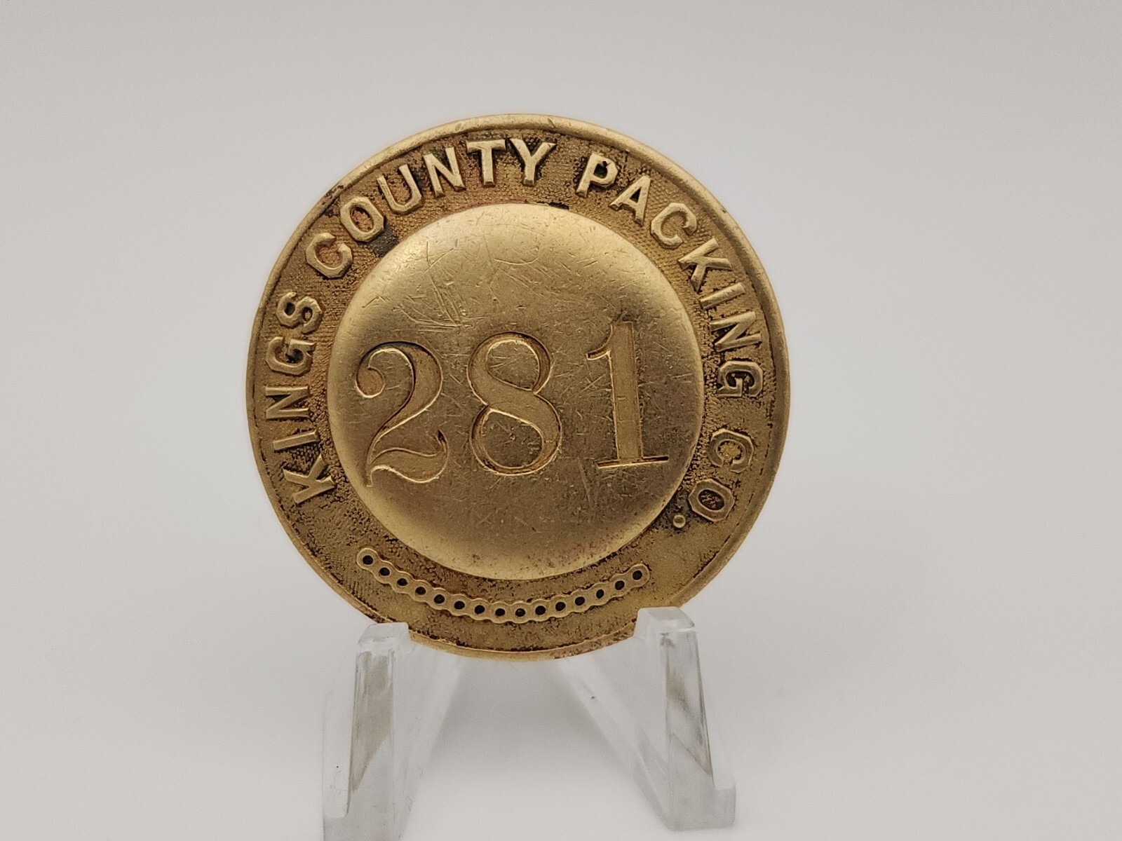 CALIFORNIA KINGS COUNTY PACKING CO. EMPLOYEE PIN BACK #281 L.A RUBBER STAMP MARK