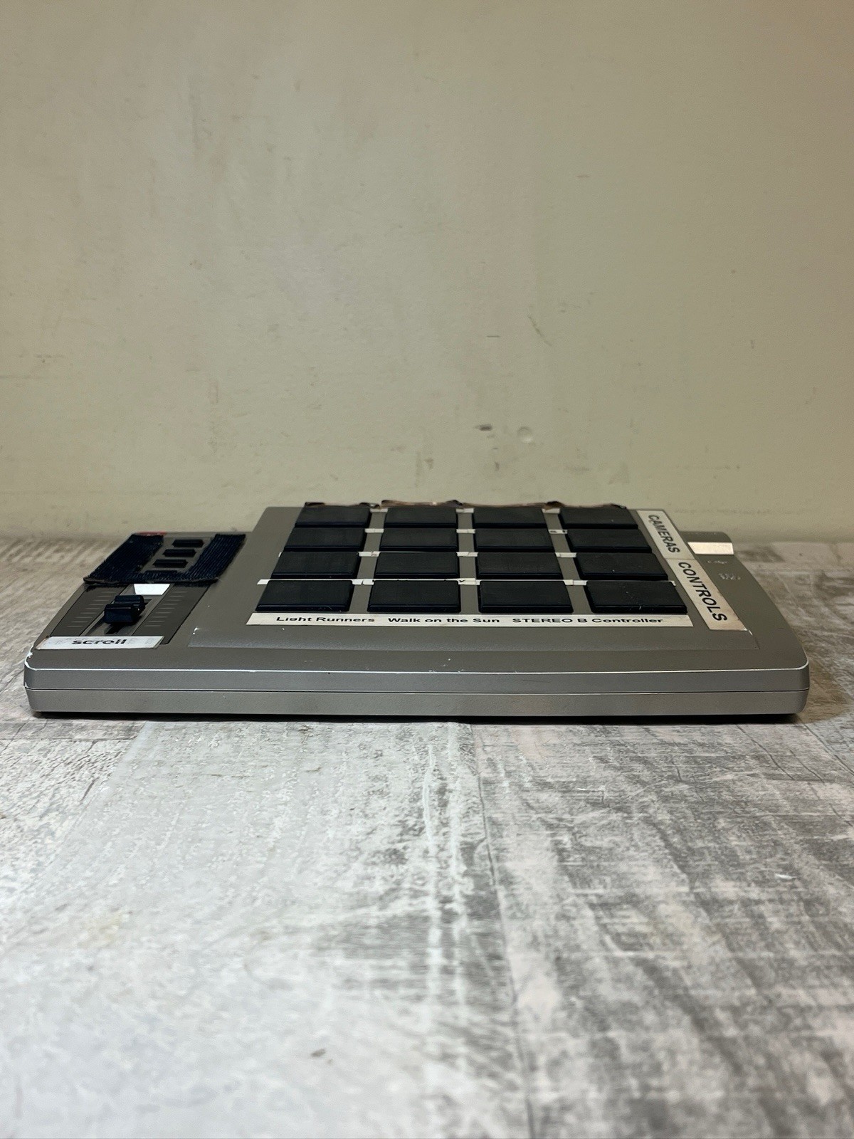 Akai Professional MPD16 USB/MIDI Pad Controller for Windows & Macintosh Tested