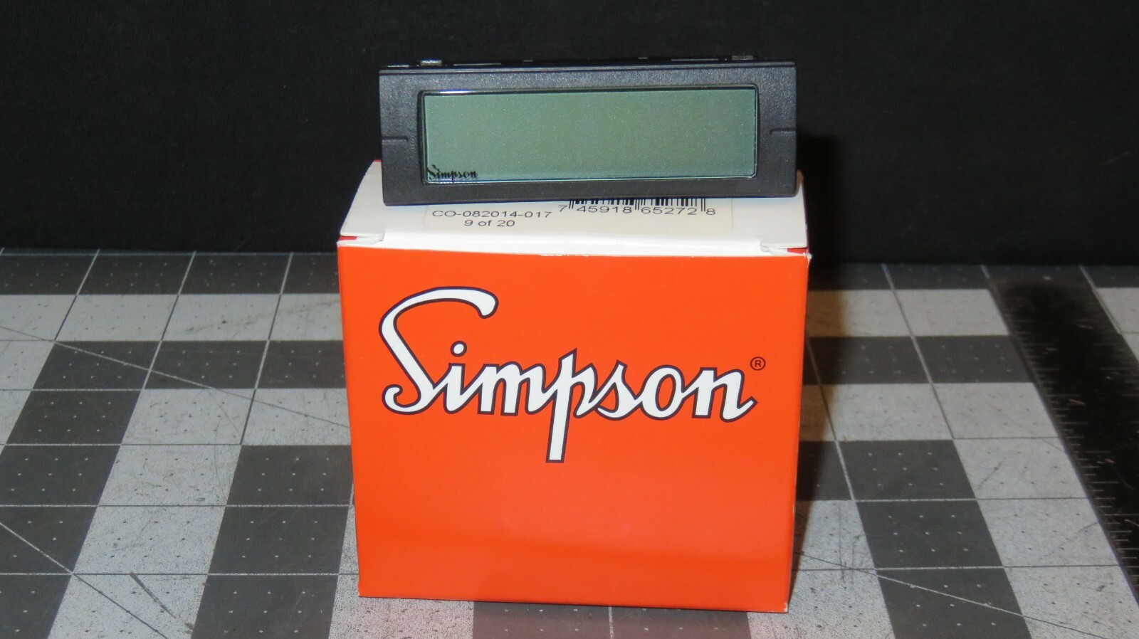 Simpson Electric M135-1-0-12-4 Panel Meter Neg Image Green B/L 24VDC, 2VDC range