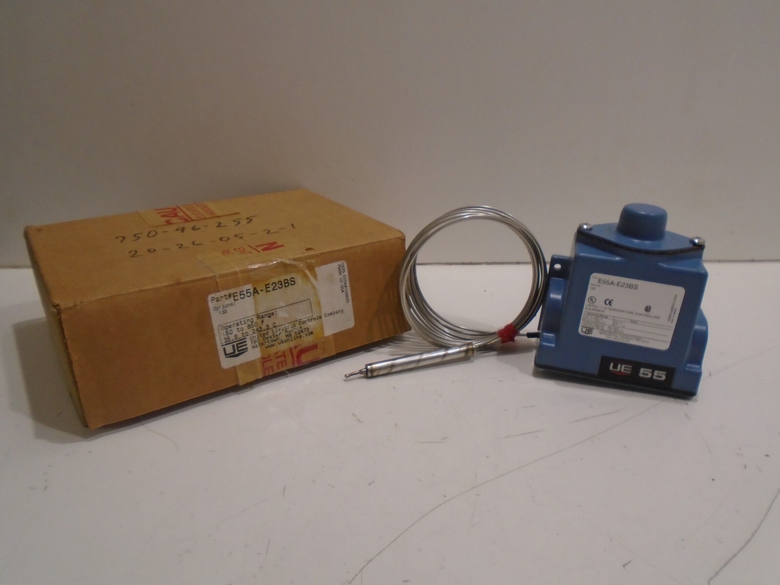 *NEW* UNITED ELECTRIC CONTROLS E55A-E23BS TEMPERATURE SWITCH 150-650F 15 AMP