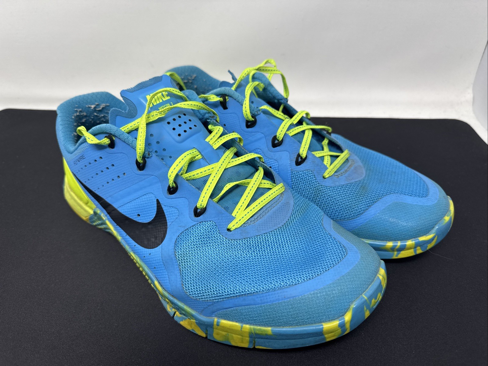 RARE Nike Metcon 1 OG Amplify Blue Lagoon Volt Mens Size 11 842972-400 RunsSmall