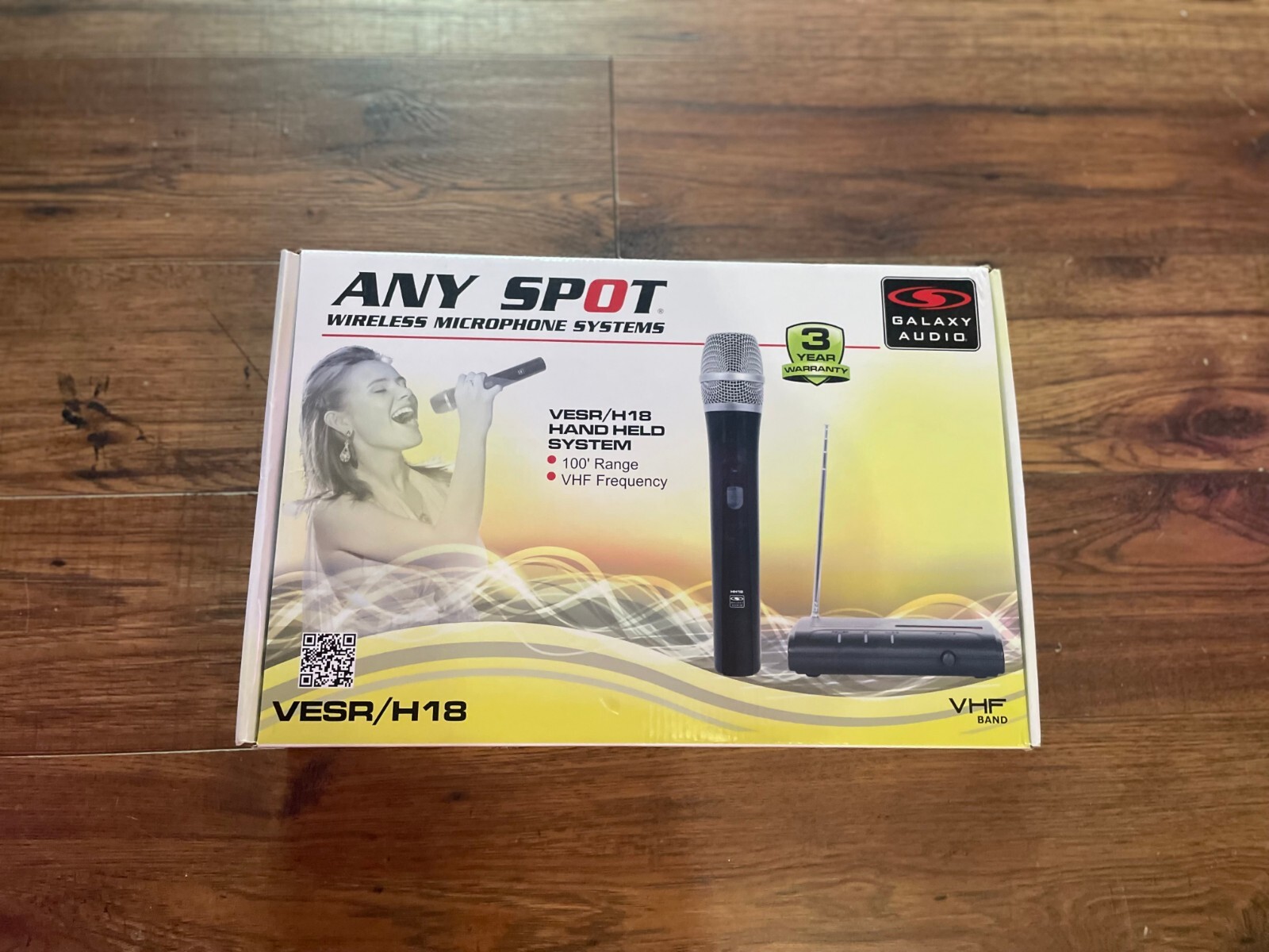 Any Spot VESR/H18 Hand Held Microphone System