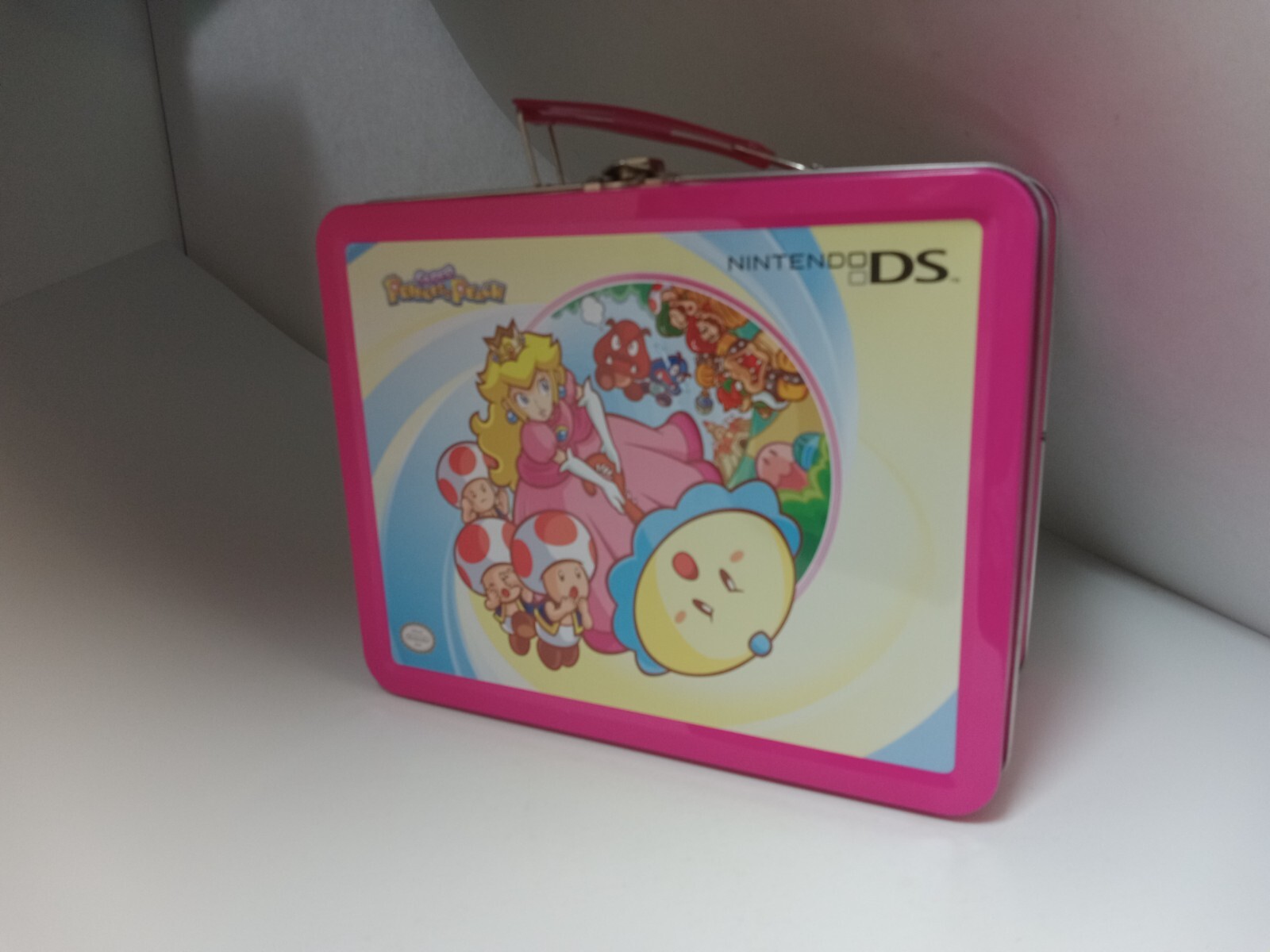 Official Nintendo Super PRINCESS PEACH Lunch Box #YY11