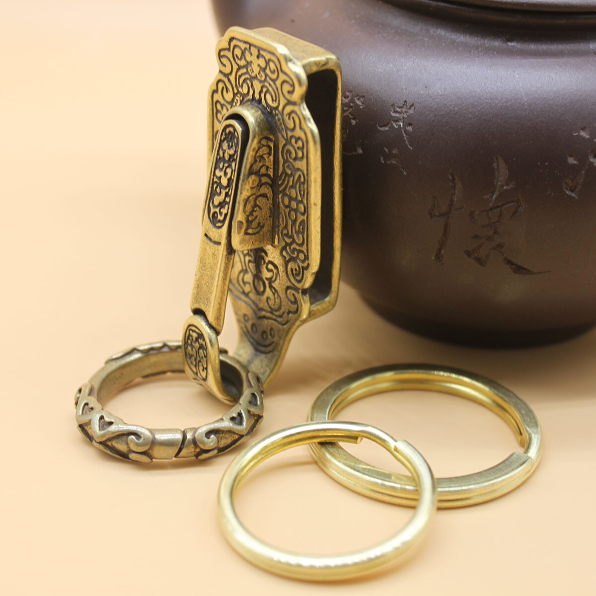 Solid Brass Pattern Keychains Belt Clip Bag Hook Car Keyrings Key Holder EDC