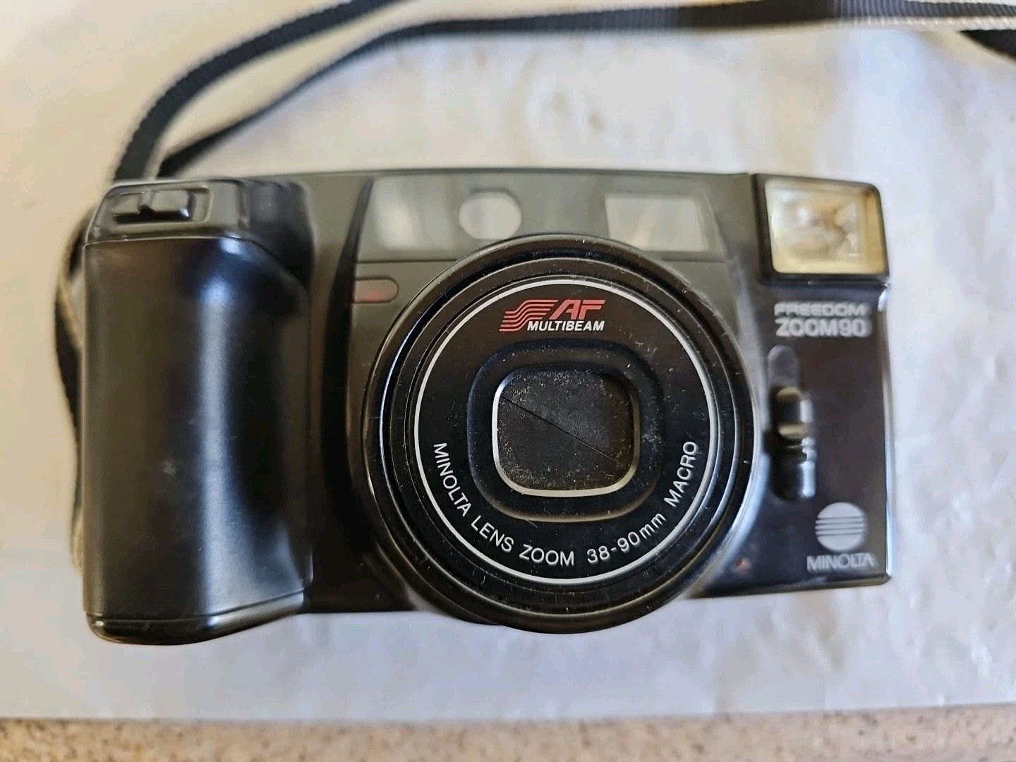 Minolta Freedom Zoom 90 Point & Shoot 35mm Film Camera 38-90mm Tested 4 Power CF