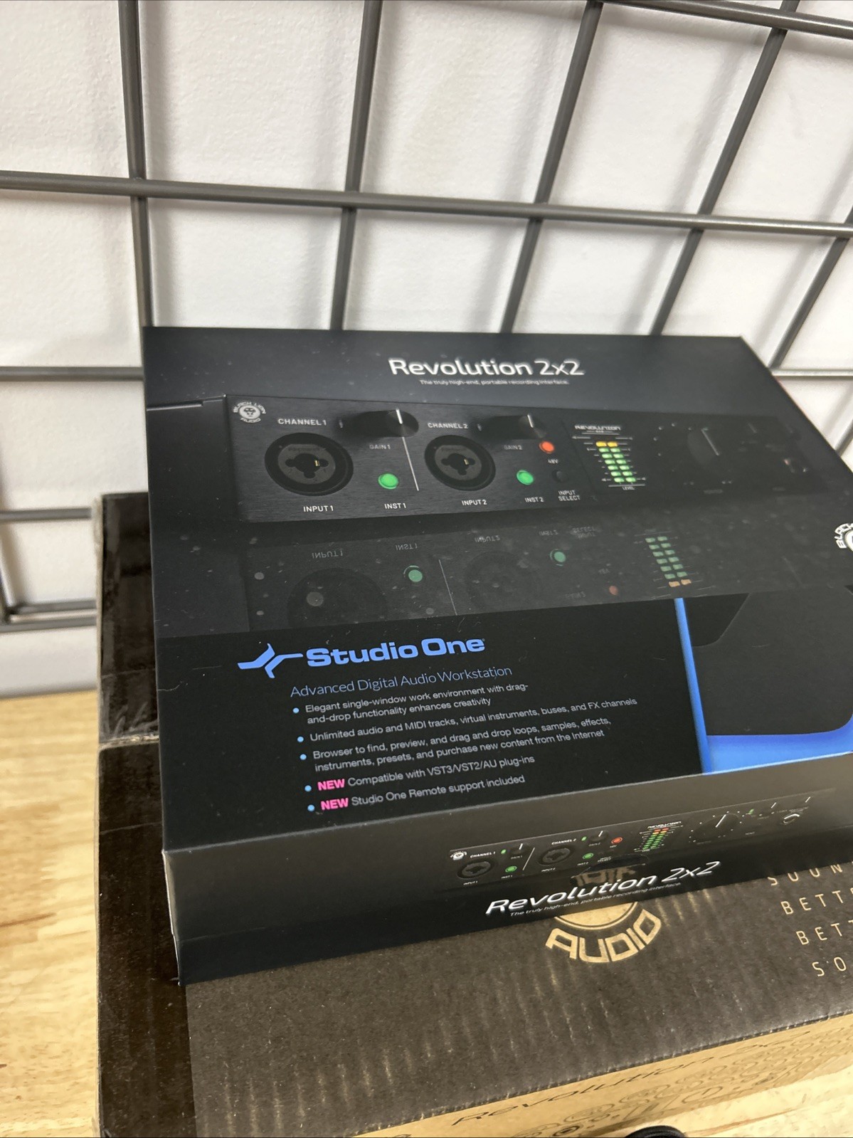 Black Lion Revolution 2x2 USB 2 Channel Portable Recording Interface
