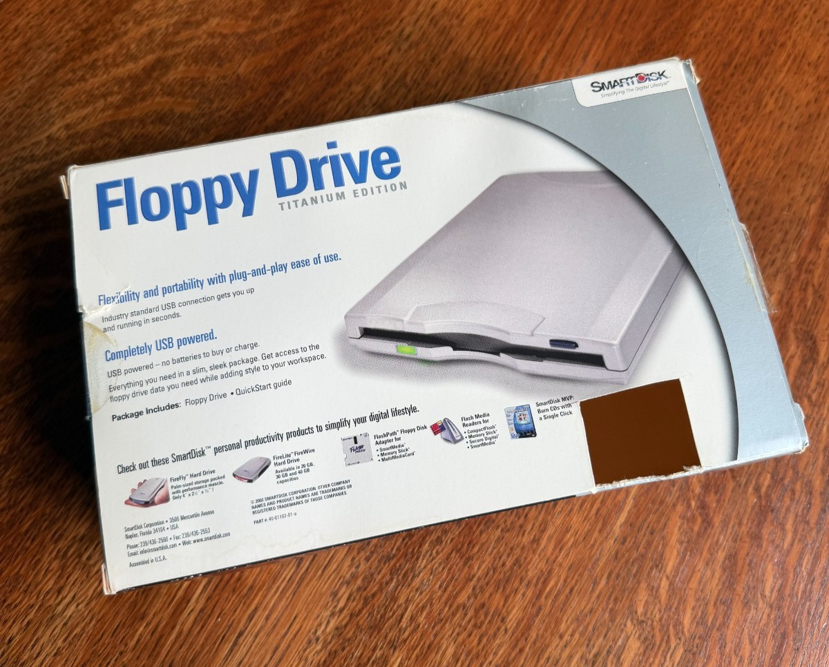 SmartDisk Titanium Edition USB 3.5" External Floppy Drive FDUSB-TM2 Windows/Mac