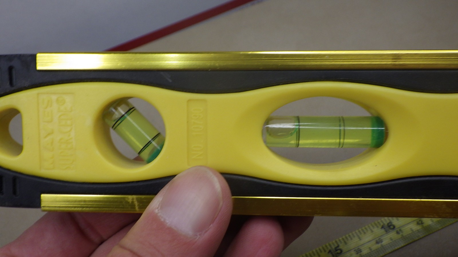 Mayes Super-Cede No 10790 Magnetic Level