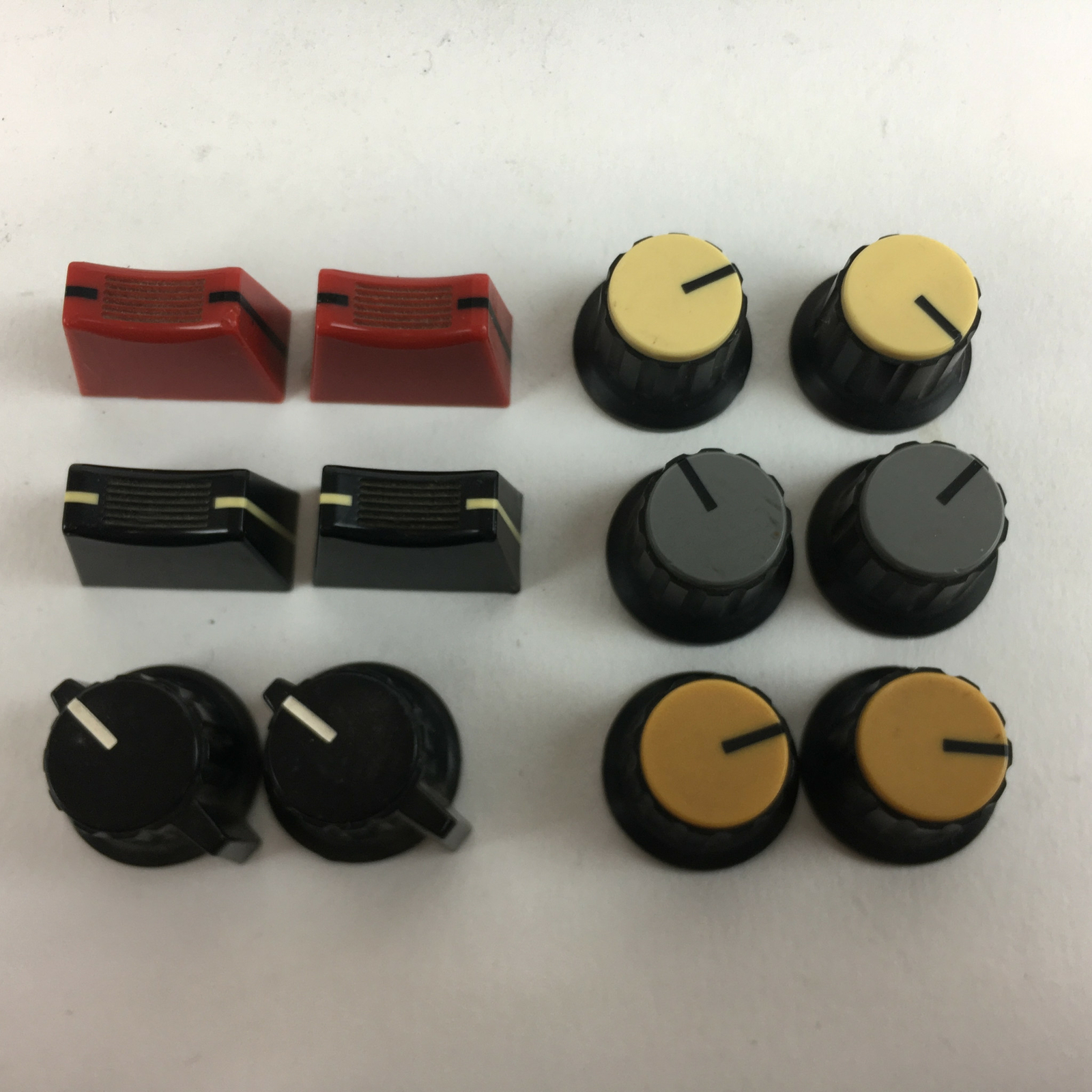 Lot of 2 Vintage Yamaha EM EMX 200 300 Plastic Mixer Slider Fader Twist Knobs