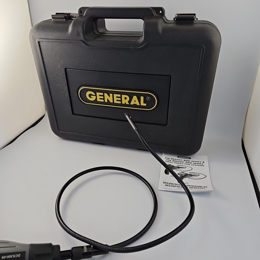 General - Camera Borescope 3.5 In. Screen & 9mm Probe DCS300-09