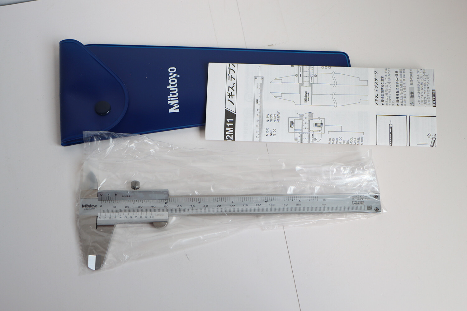 Mitutoyo 530-104 Caliper Vernier Inch/Metric 0-150mm/0-6" 0.05mm and 1/128" Grad